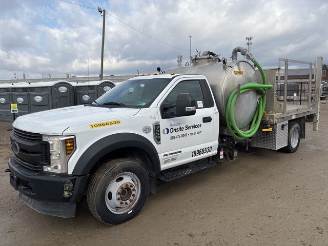 2019 Ford F-550 XL 4x2 Portable Toilets Vacuum Tanker Truck