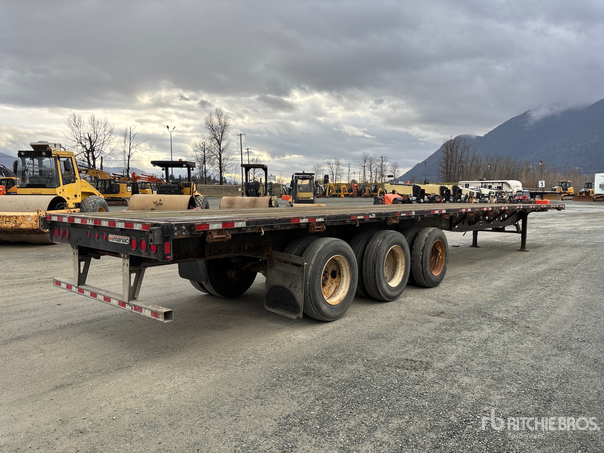 General Appearance with Bild, Ecke hinten rechts