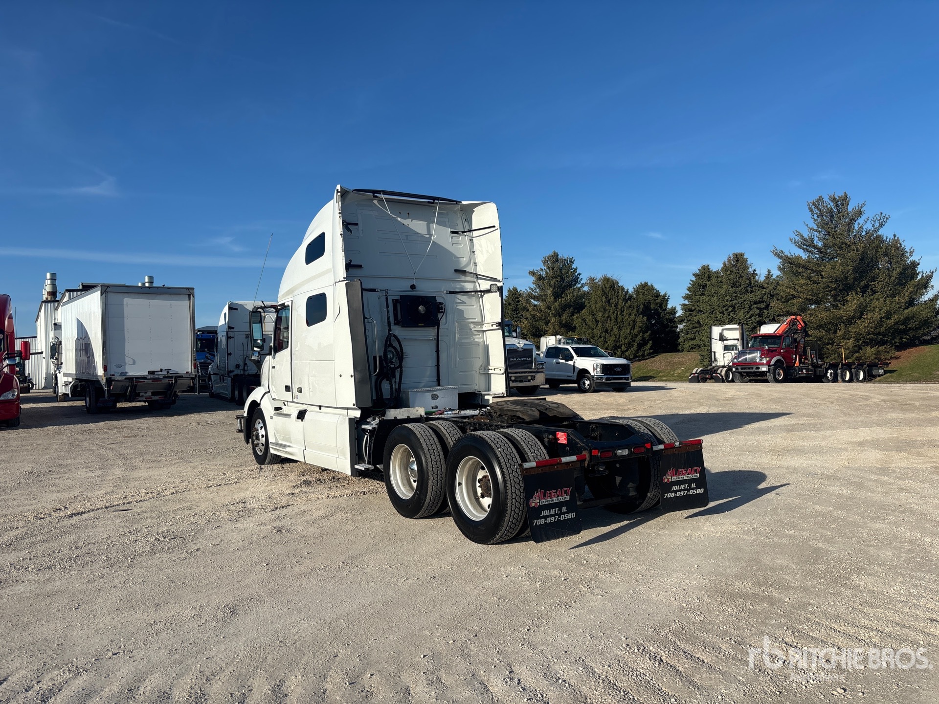 General Appearance with Foto, angolo posteriore sinistro