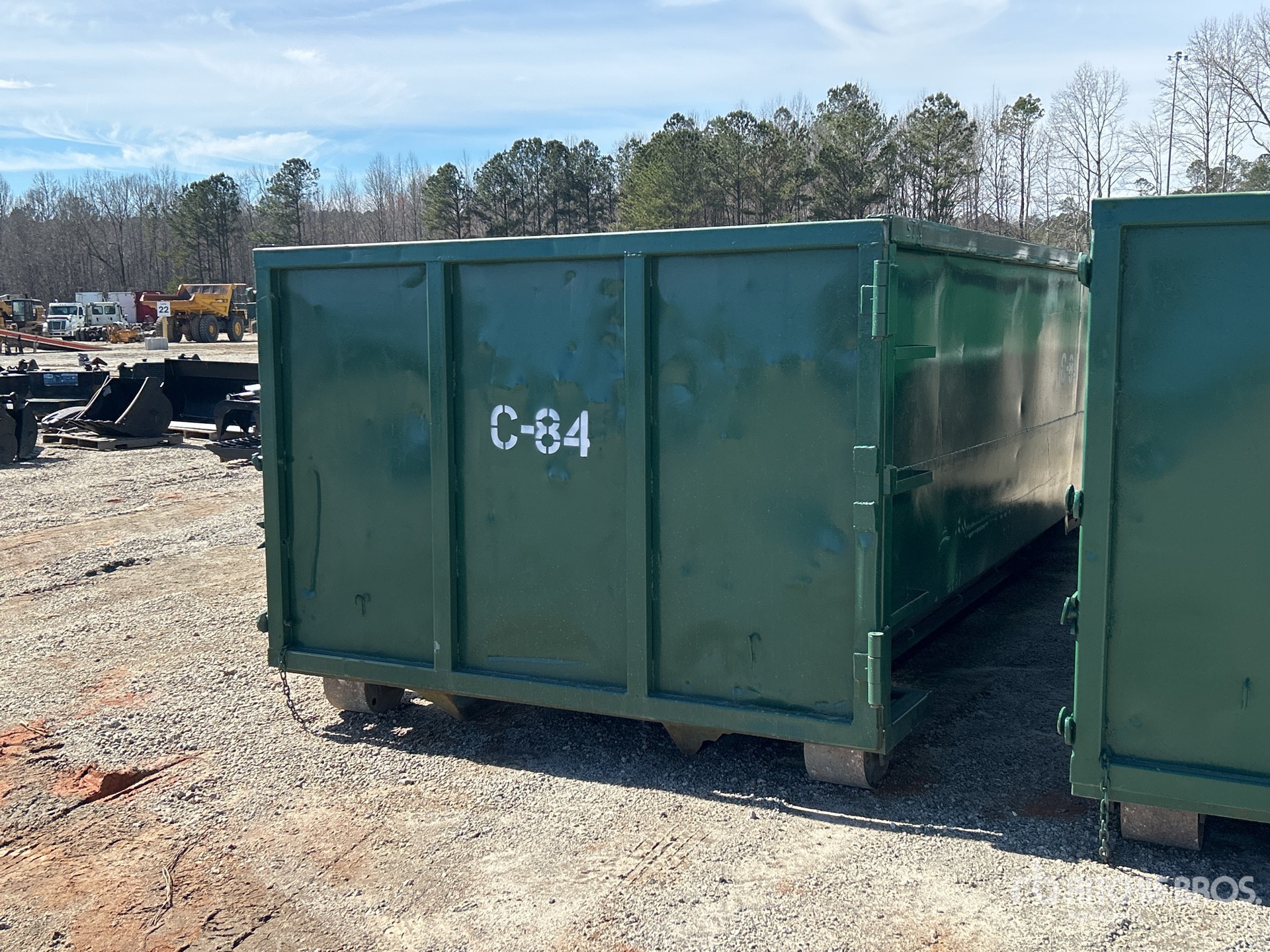 Aspect général with Image, coin arrière droit