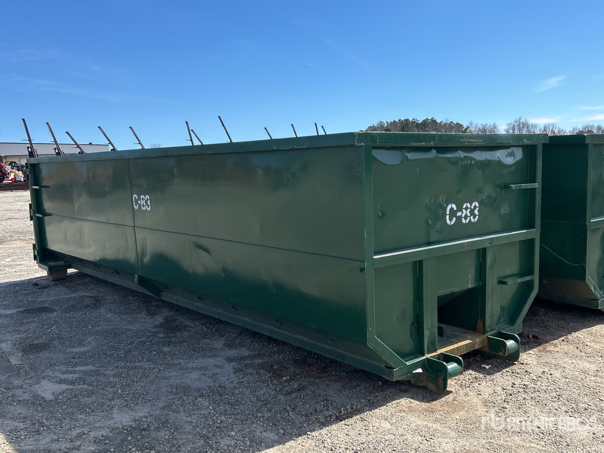 Aspect général with Image, coin avant droit