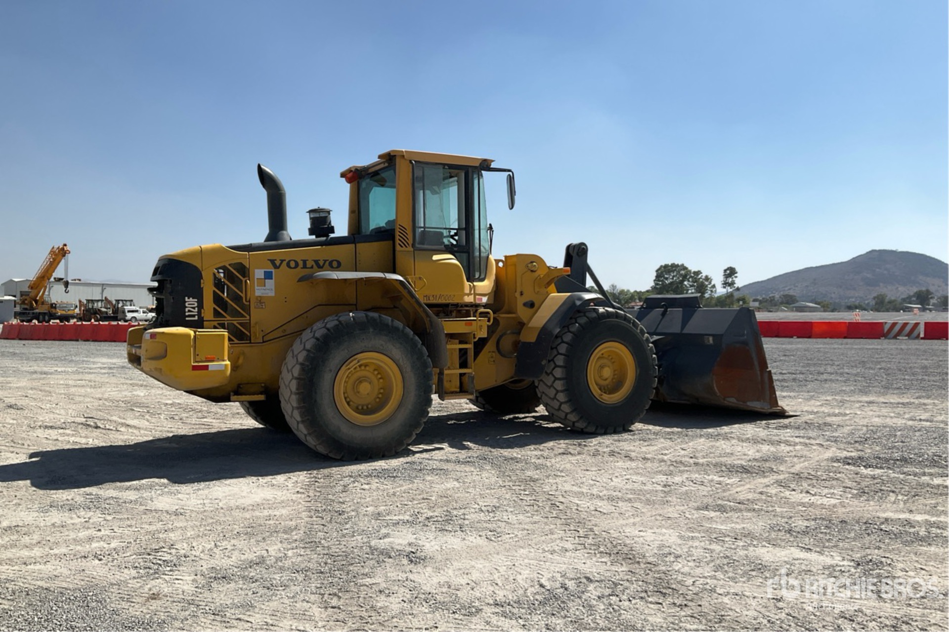 General Appearance with Bild, Ecke hinten rechts