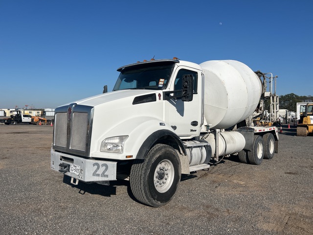 2022 Kenworth T880 6x4 Mixer Truck