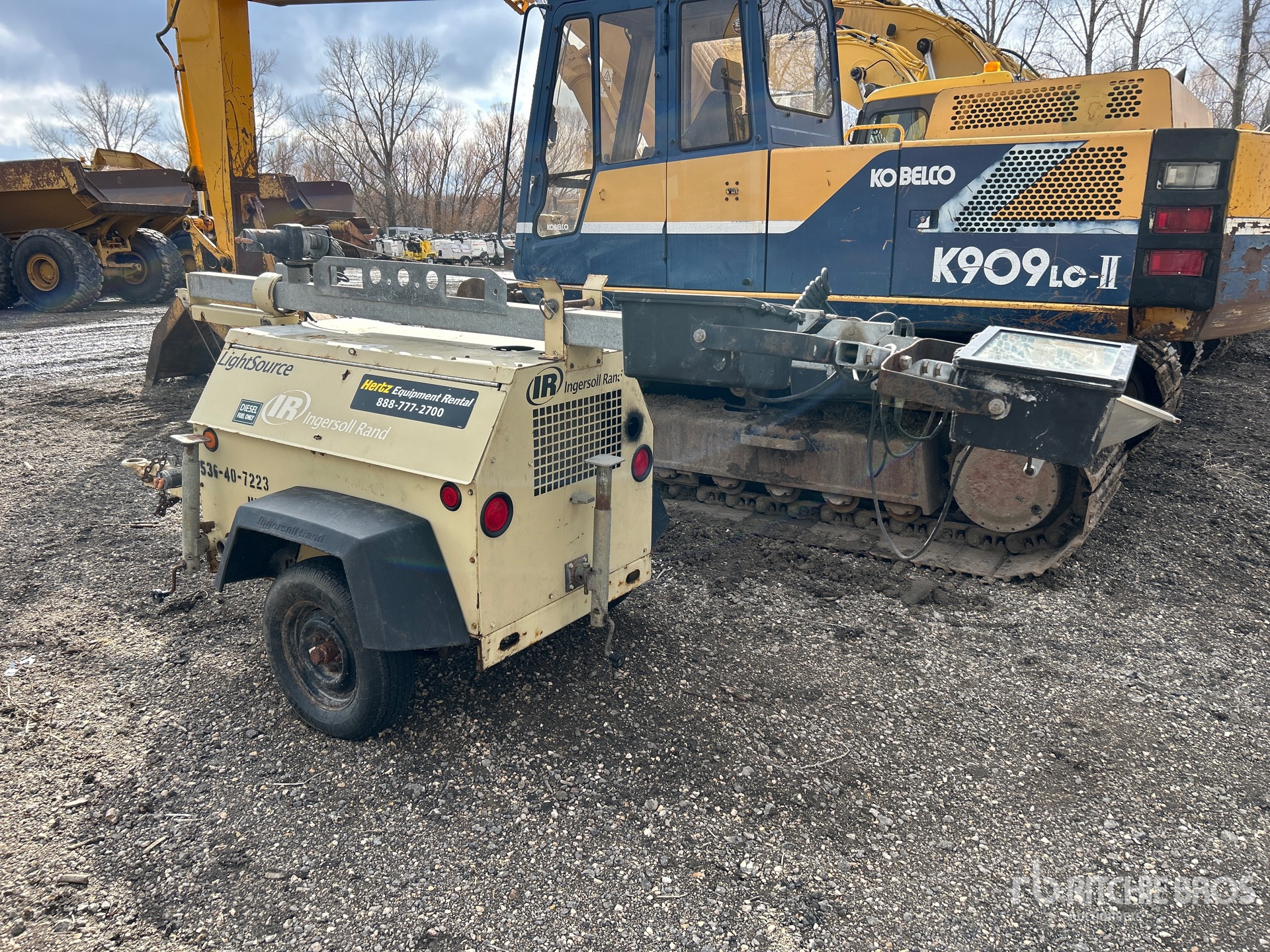 General Appearance with Zdjęcie, lewy dolny róg