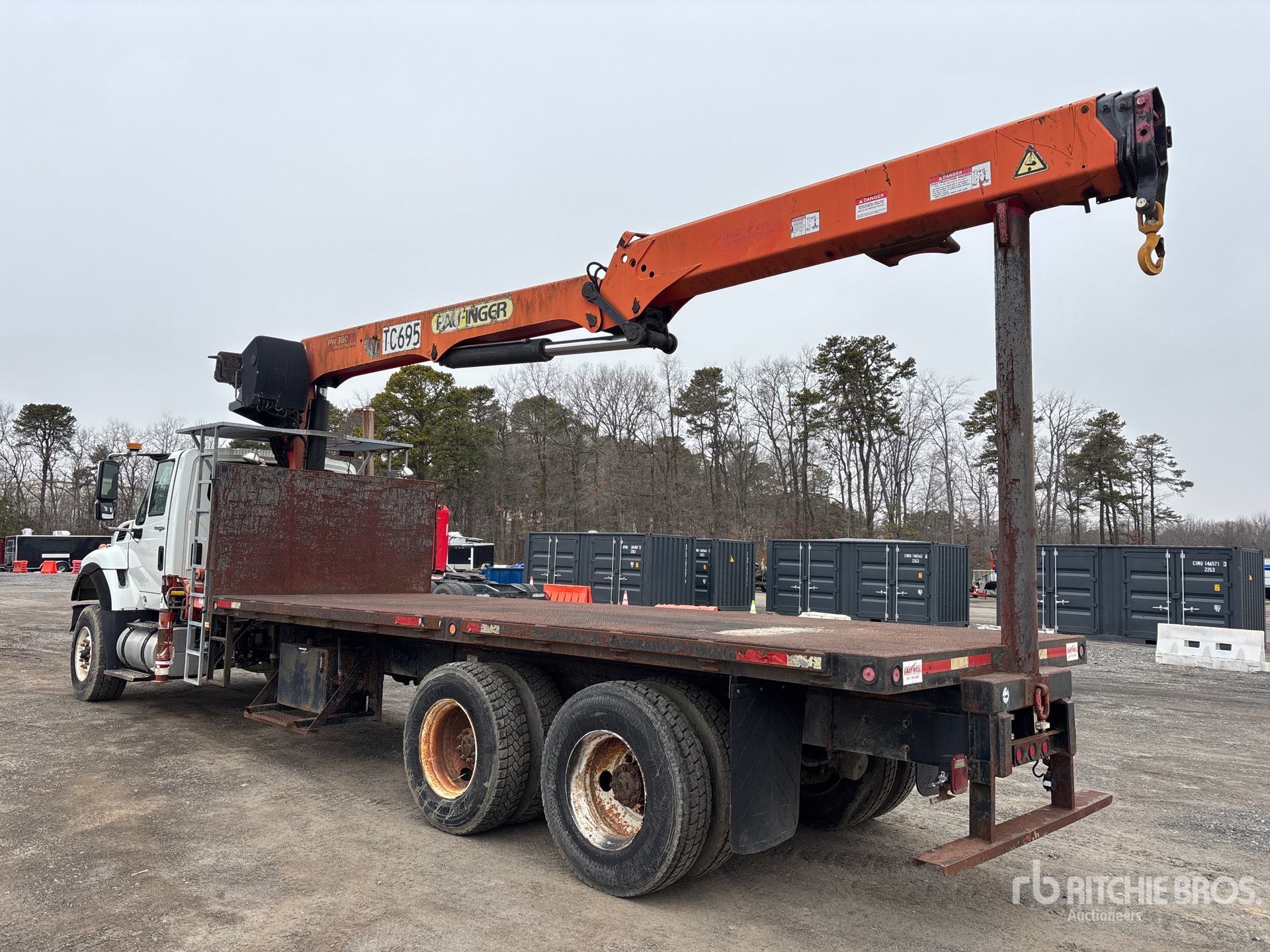 General Appearance with Bild, Ecke hinten links