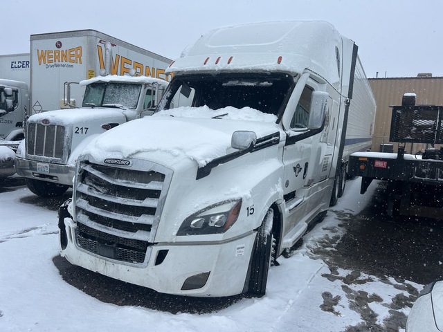 2023 Freightliner Cascadia 126 6x4 T/A Sleeper Truck Tractor (Inoperable)