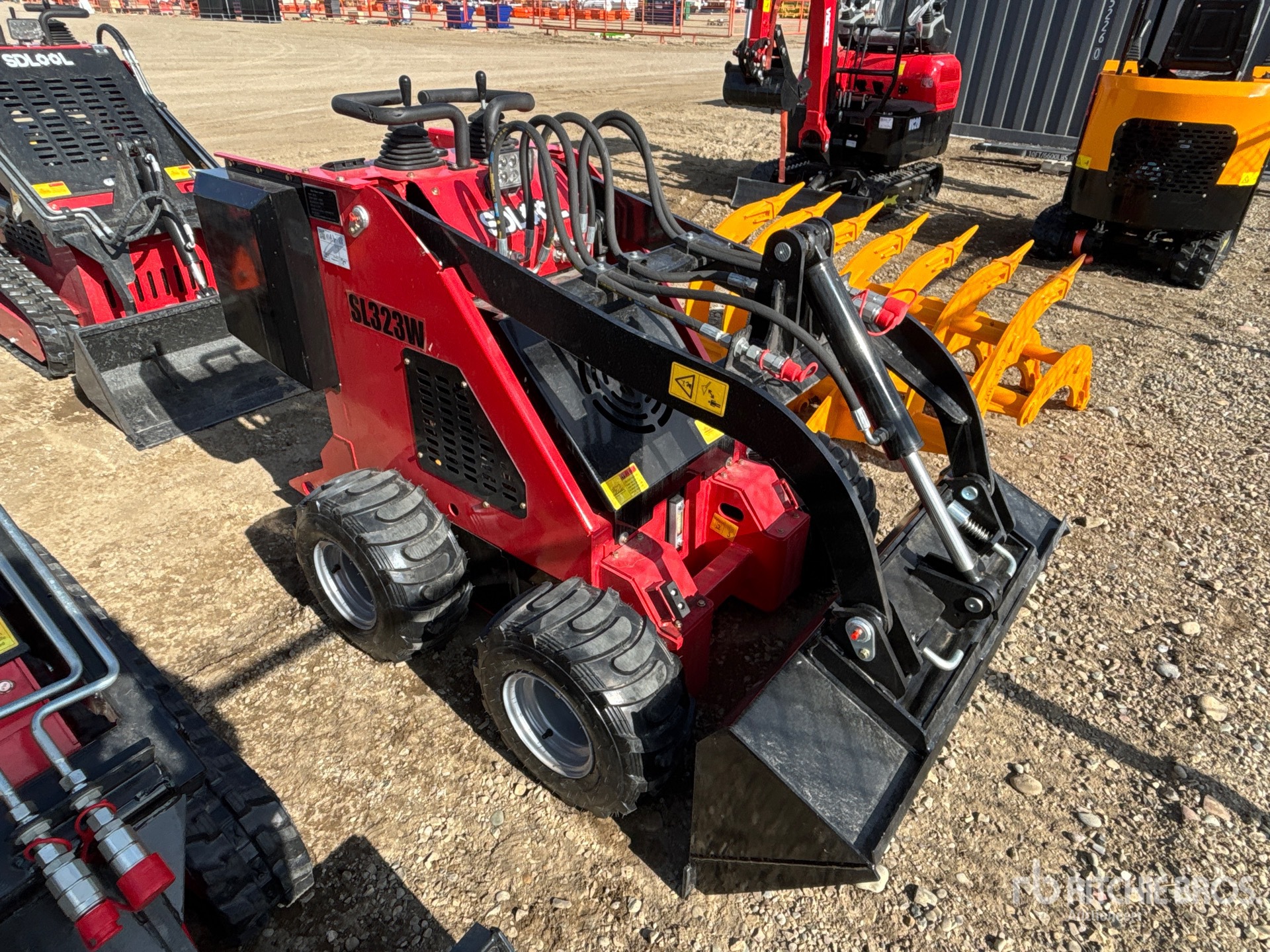 Aspect général with Image, coin avant droit