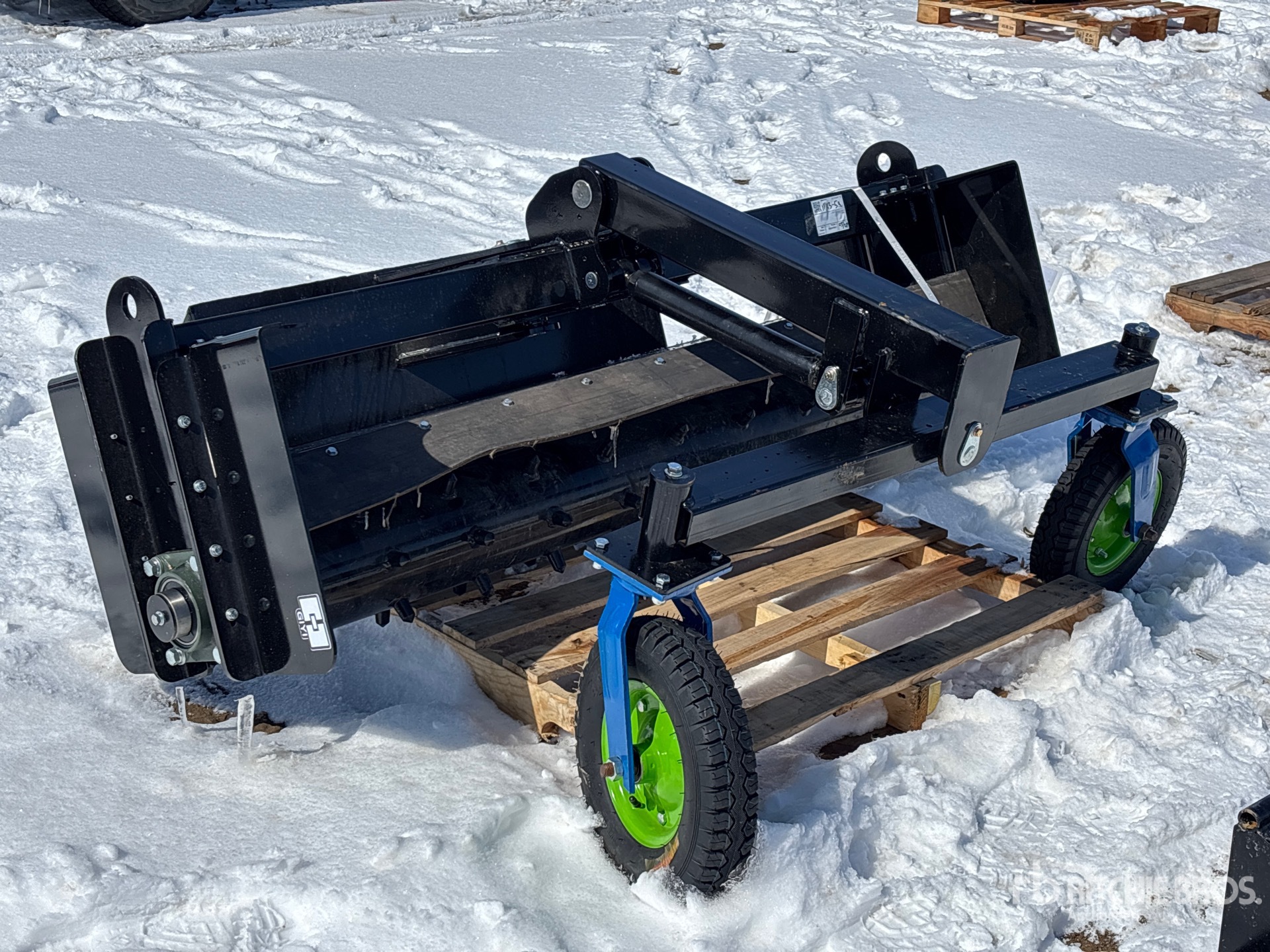 General Appearance with Picture, Right Front Corner