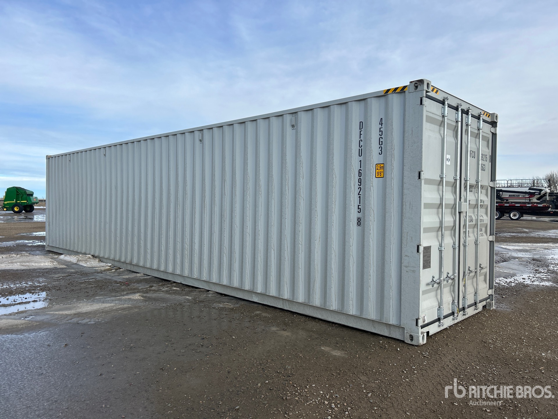 General Appearance with Bild, Ecke vorne rechts