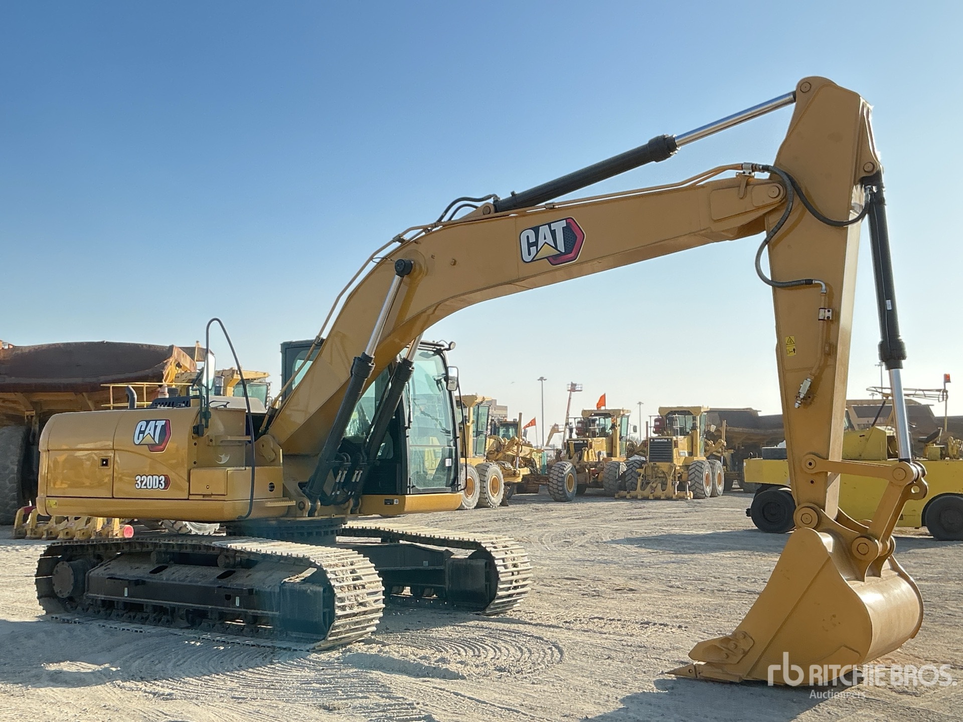 General Appearance with Bild, Ecke vorne rechts