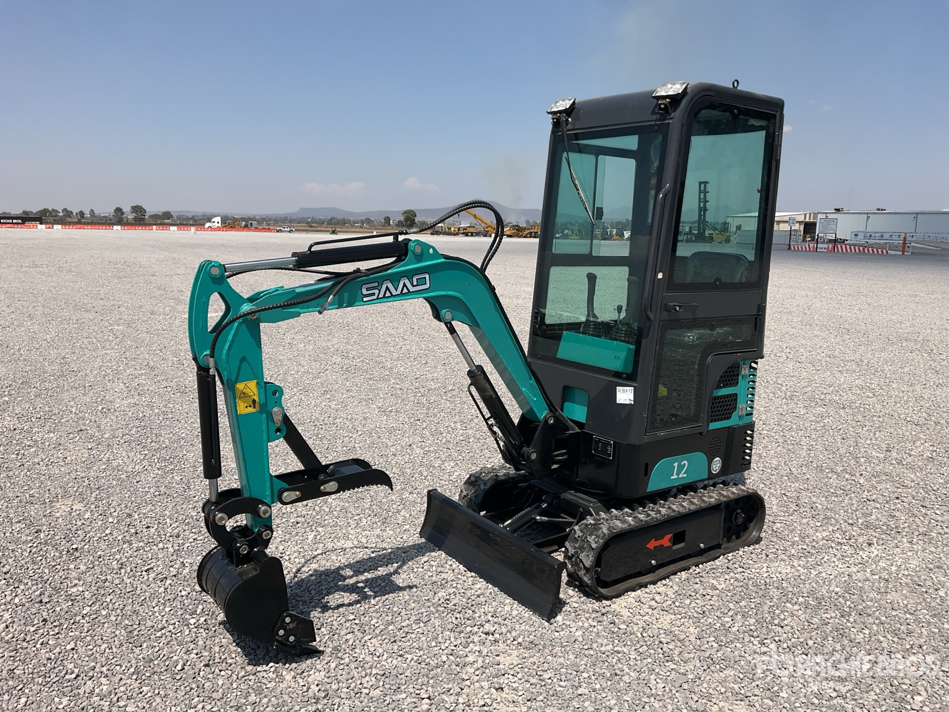 General Appearance with Featured Photo