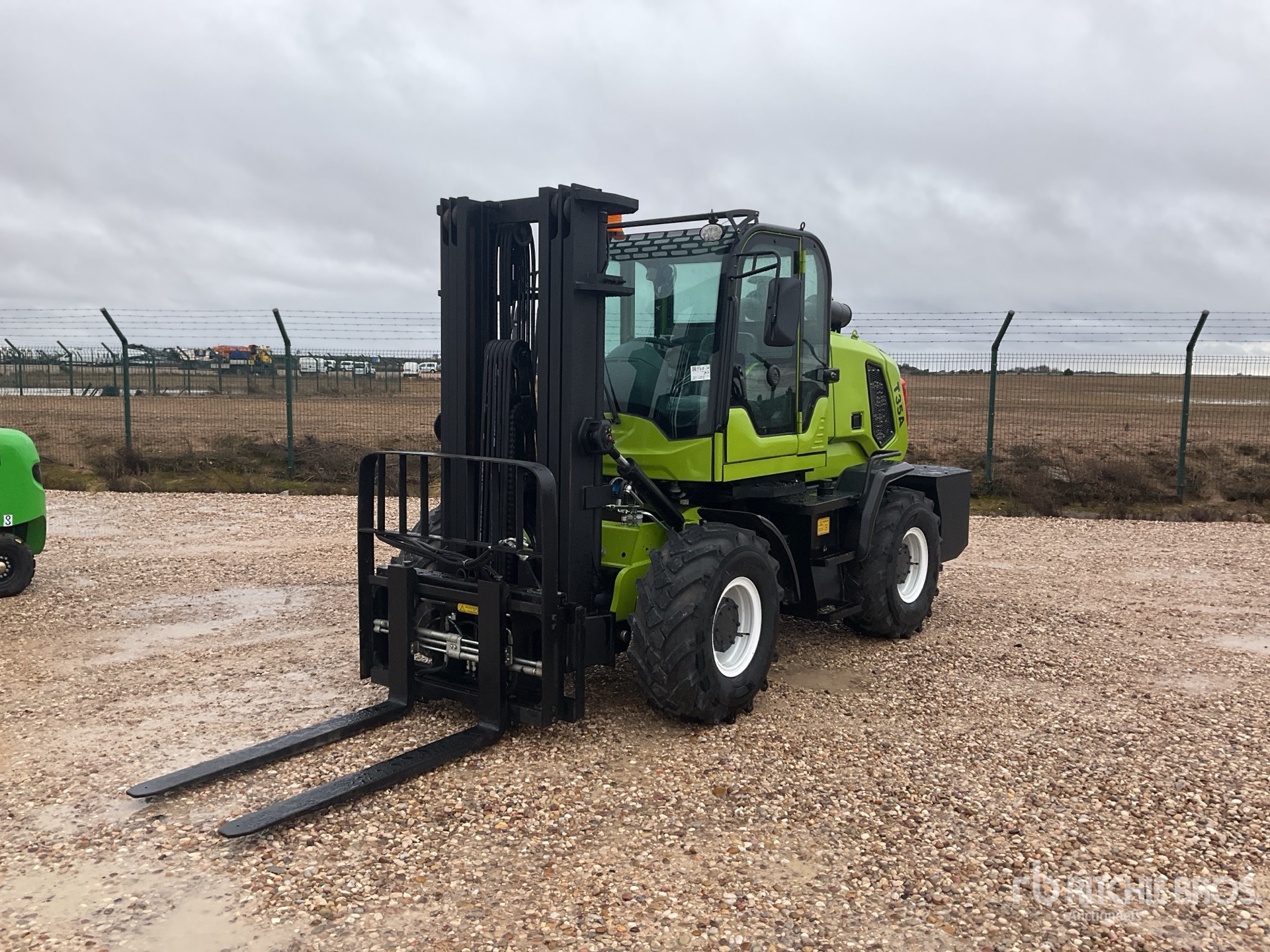 General Appearance with Picture, Left Front Corner