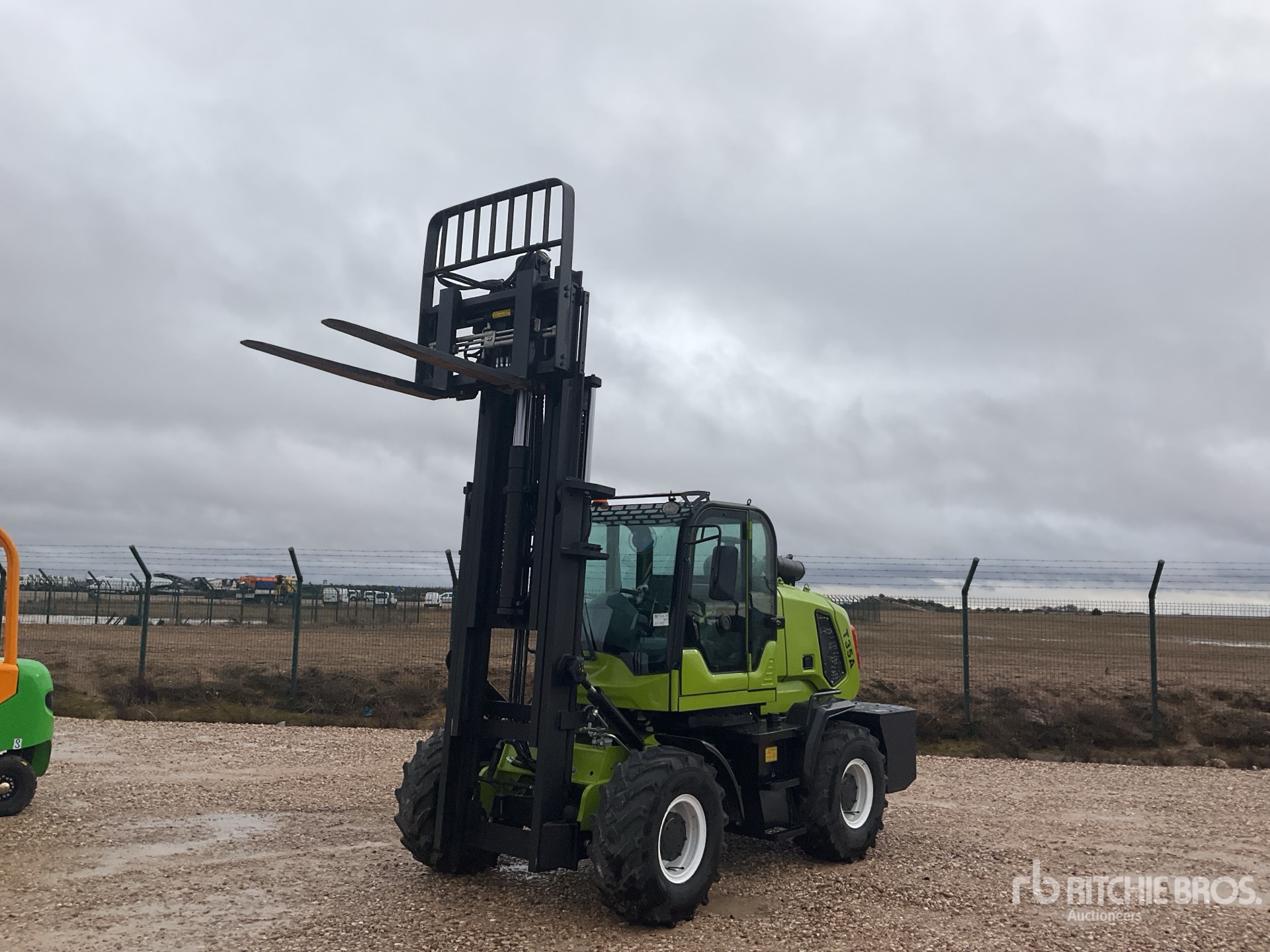 General Appearance with Operation Video