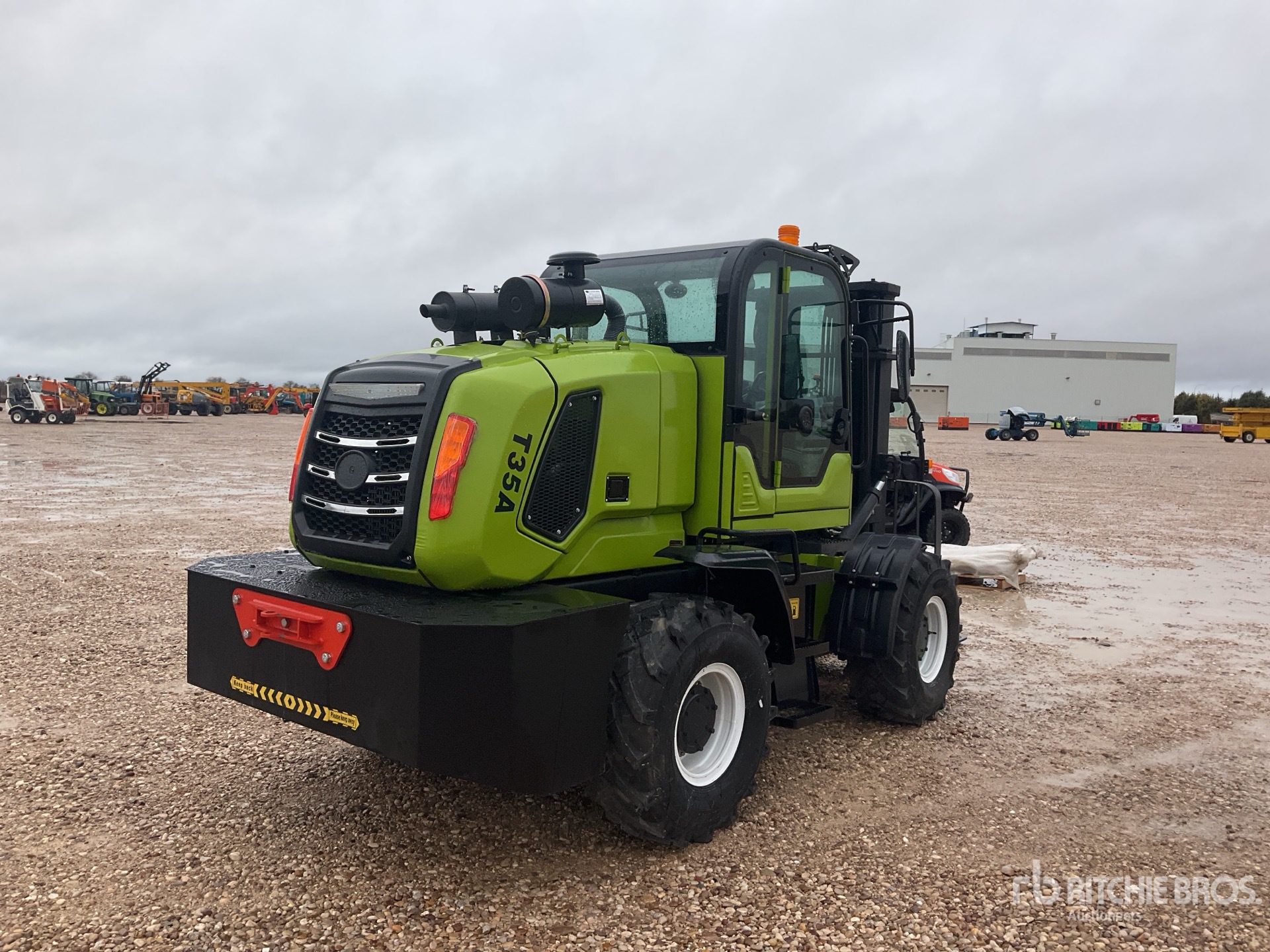 General Appearance with Picture, Right Rear Corner