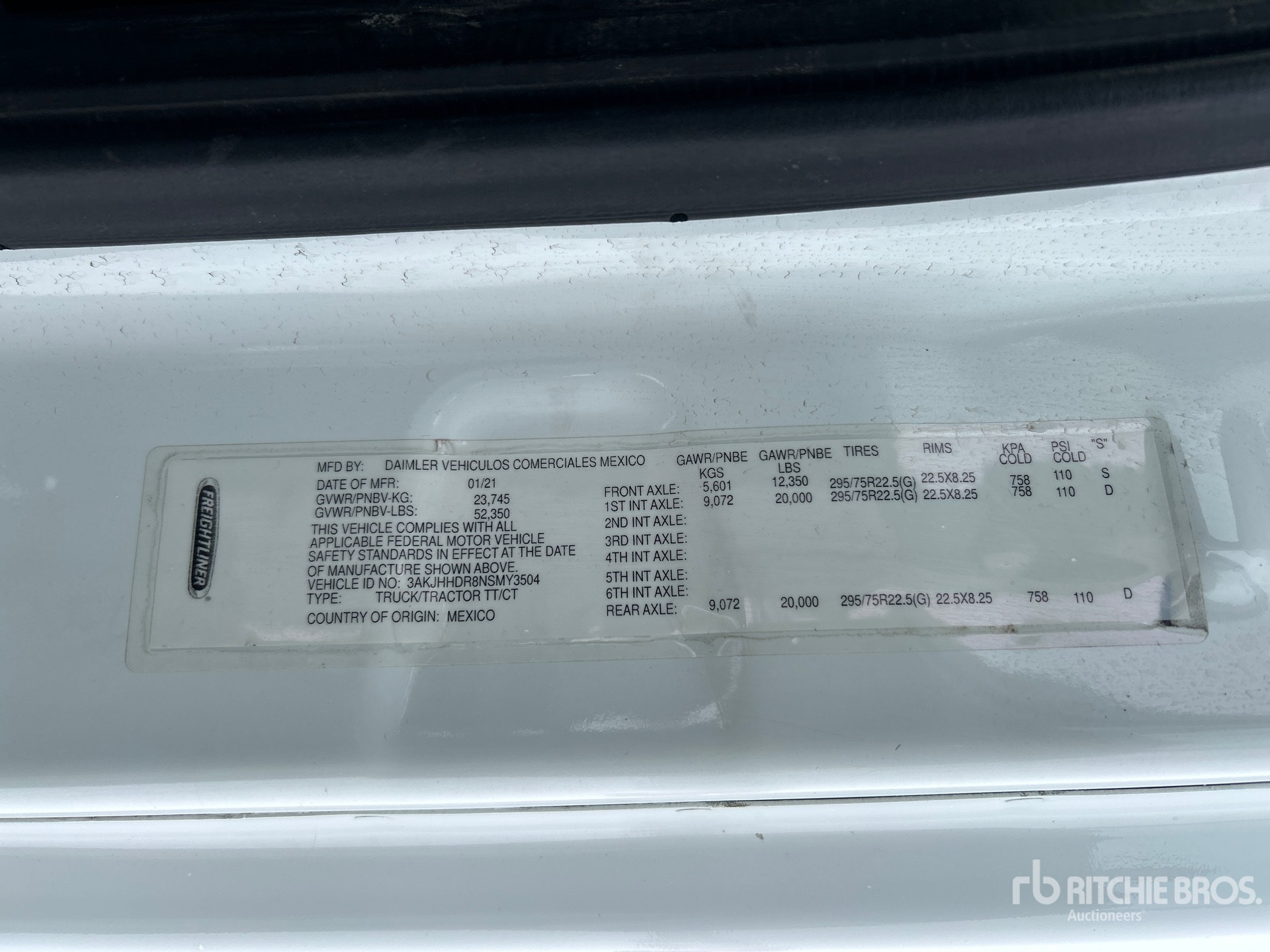2022 Freightliner CASCADIA 126