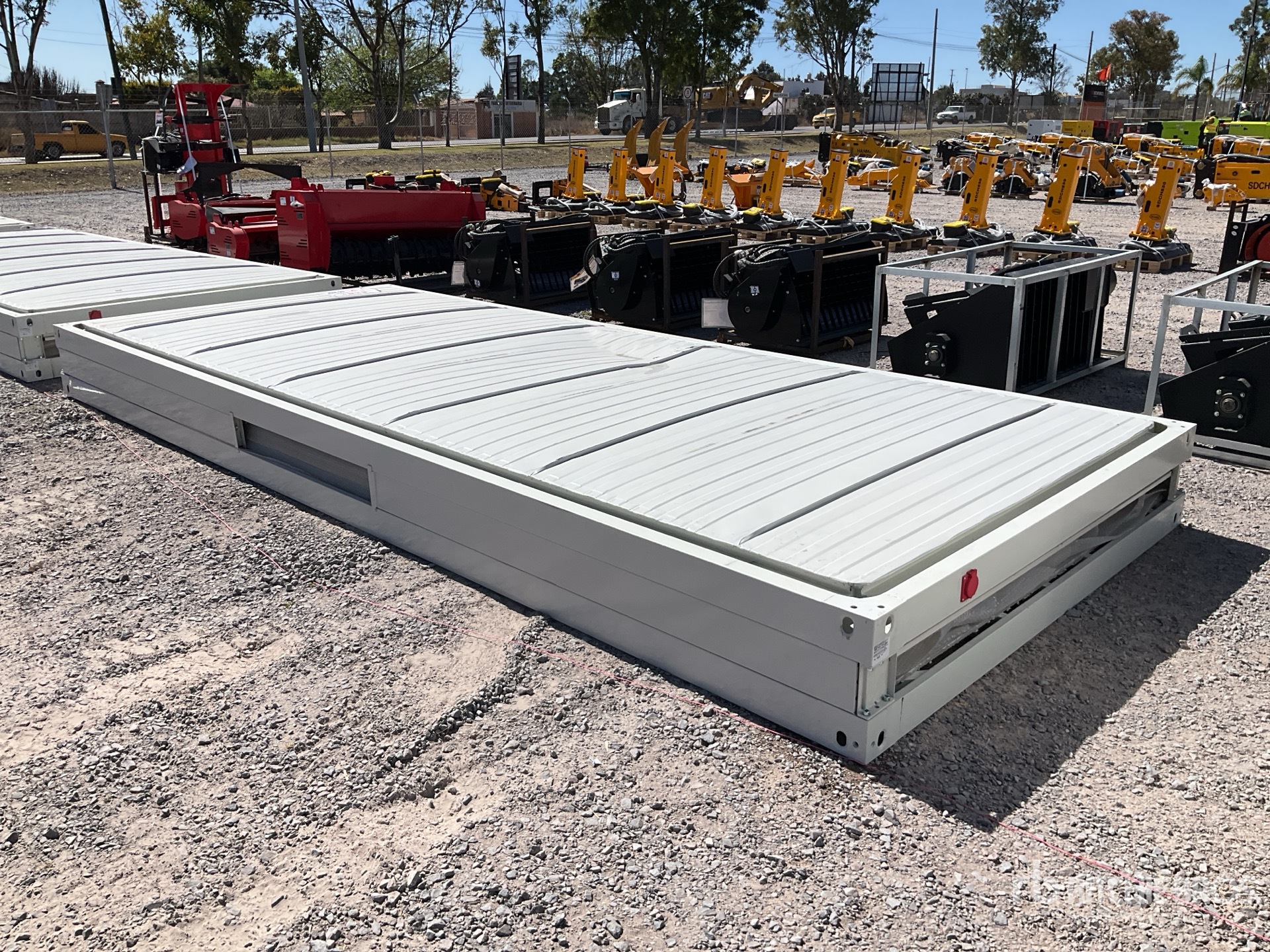 General Appearance with Image, coin avant droit