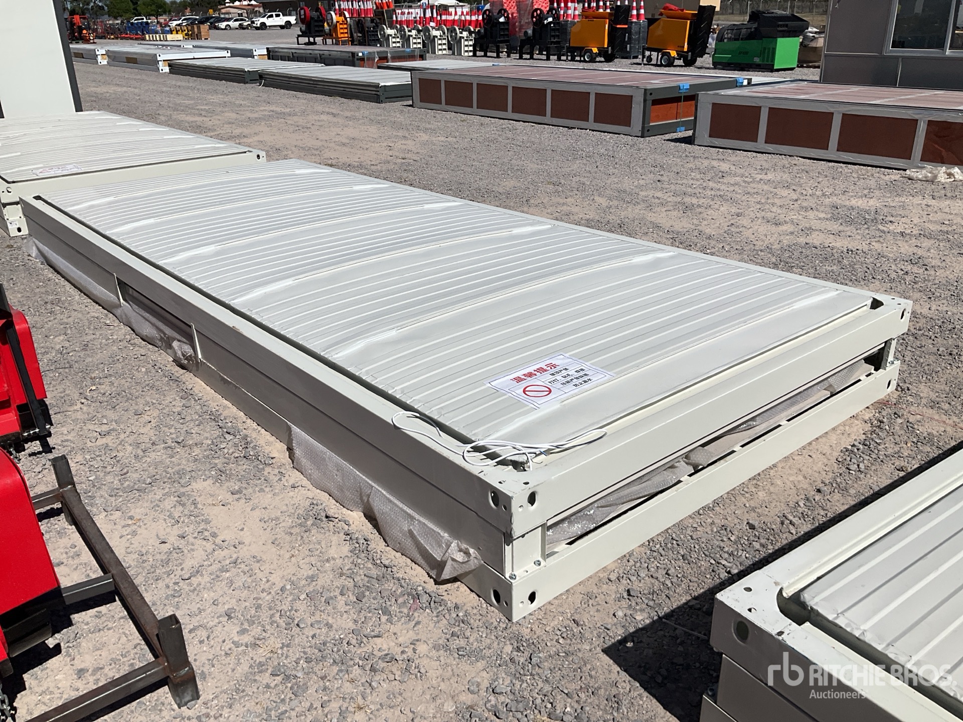 General Appearance with Image, coin avant droit