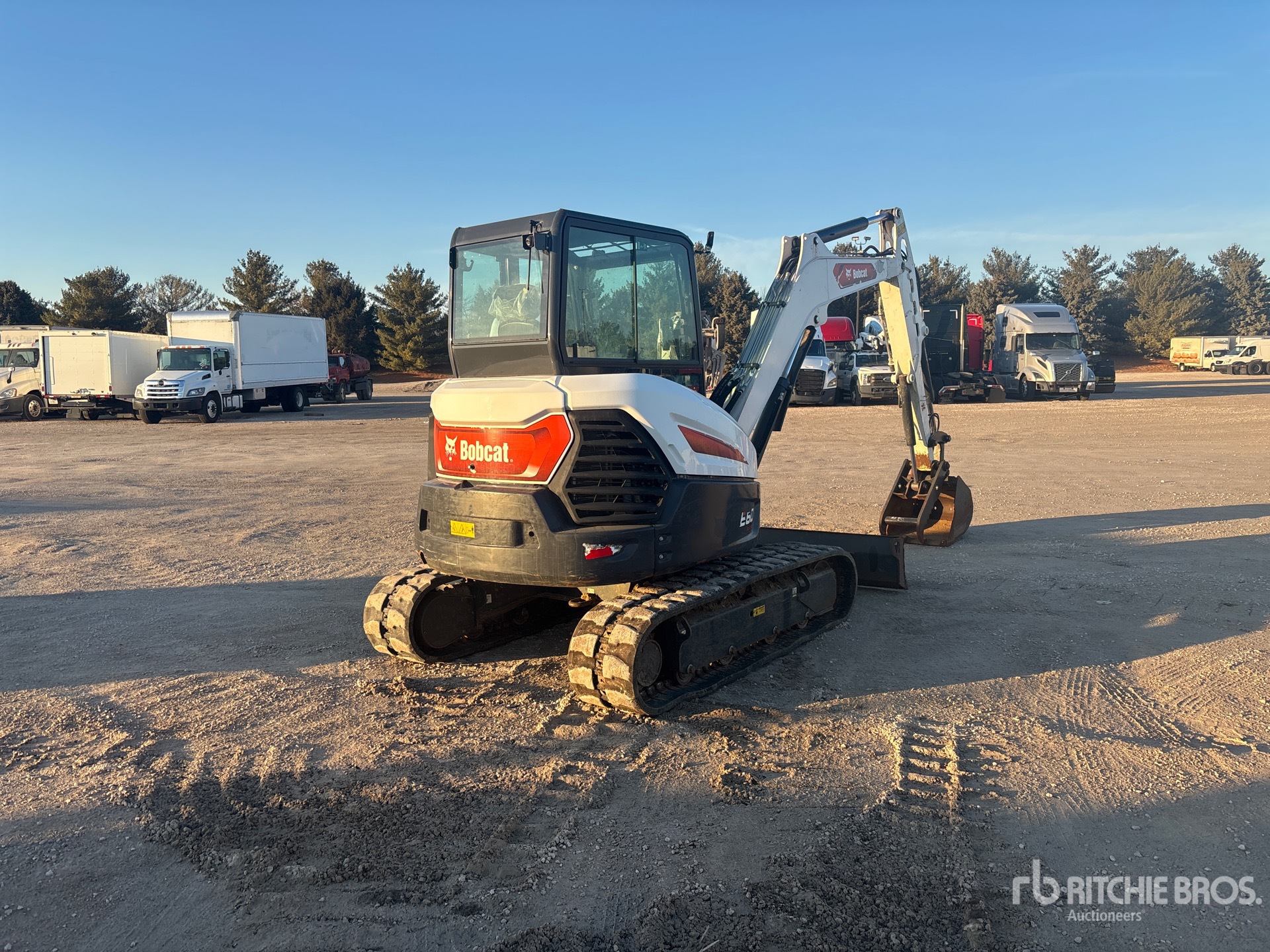 General Appearance with Bild, Ecke hinten rechts