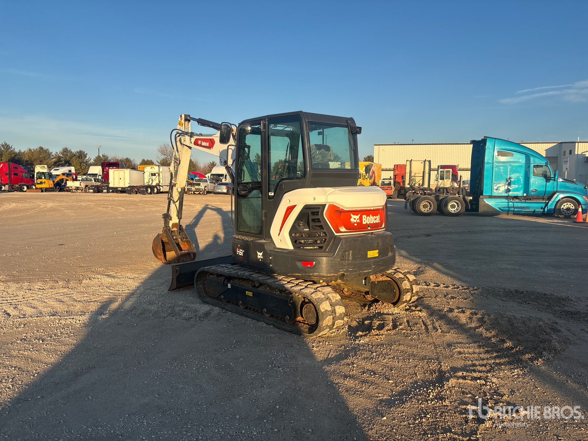 General Appearance with Bild, Ecke hinten links