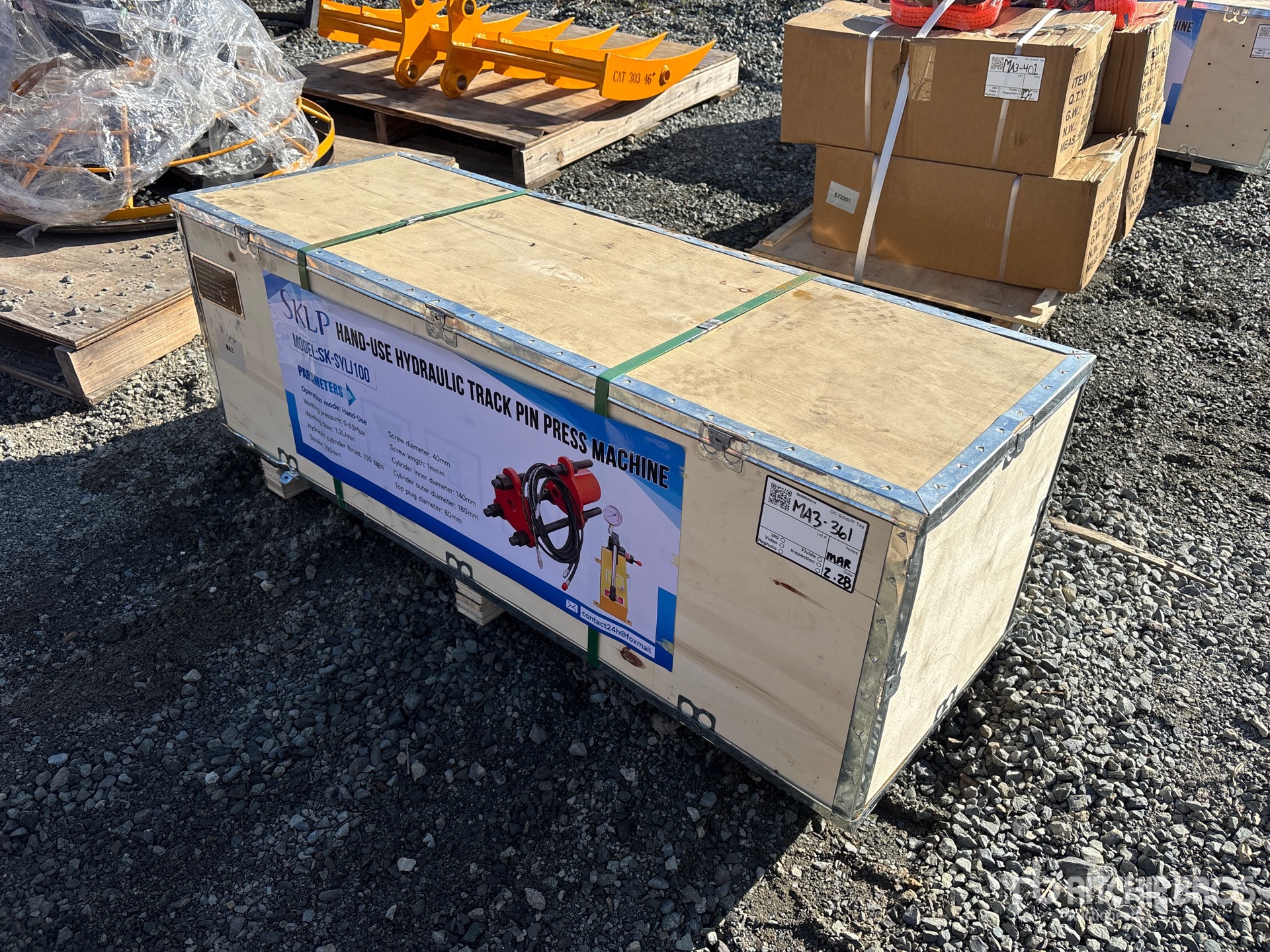 General Appearance with Foto, angolo anteriore sinistro