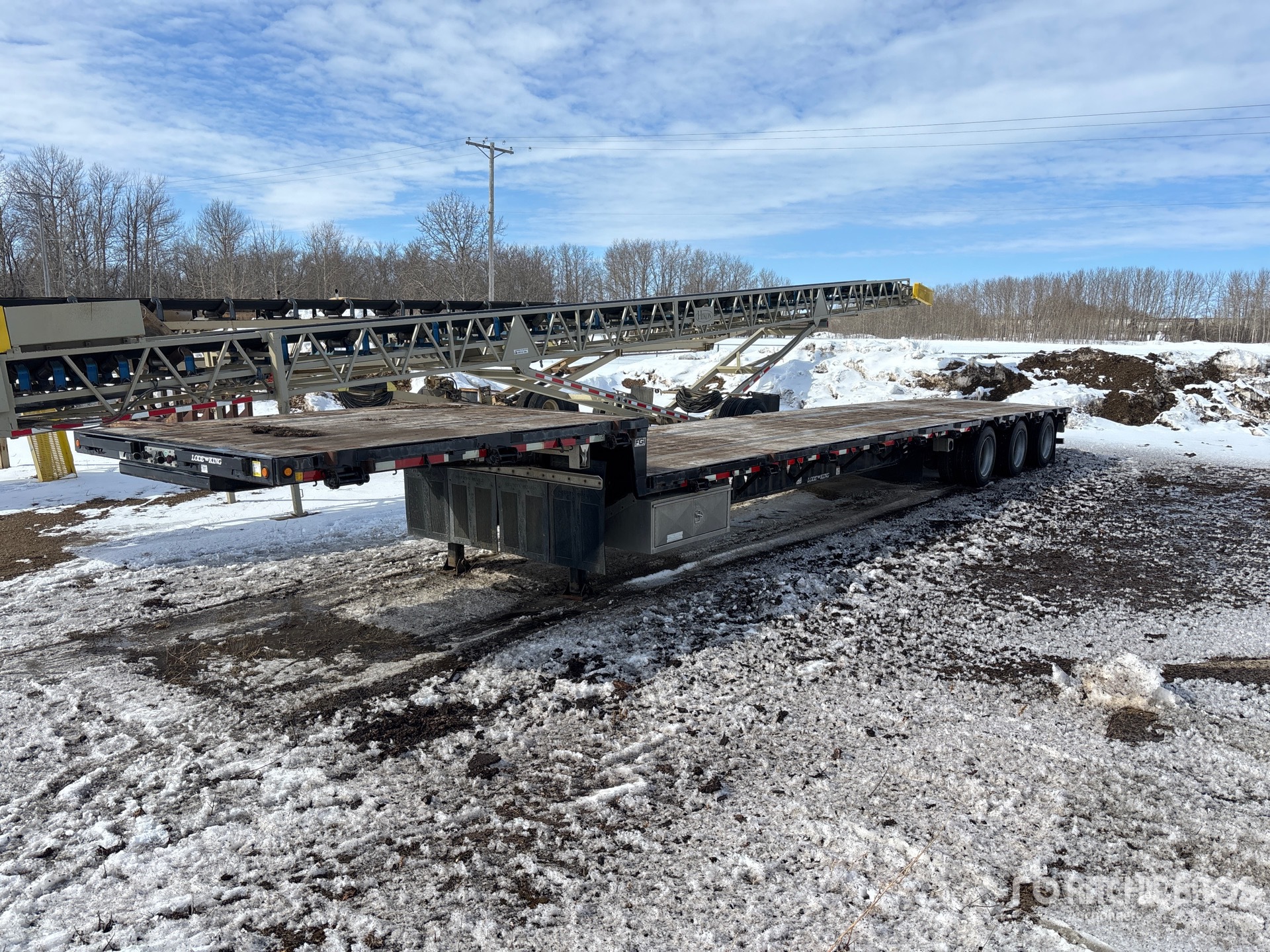 General Appearance with Featured Photo