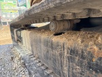 Undercarriage with Right Carrier Rollers
