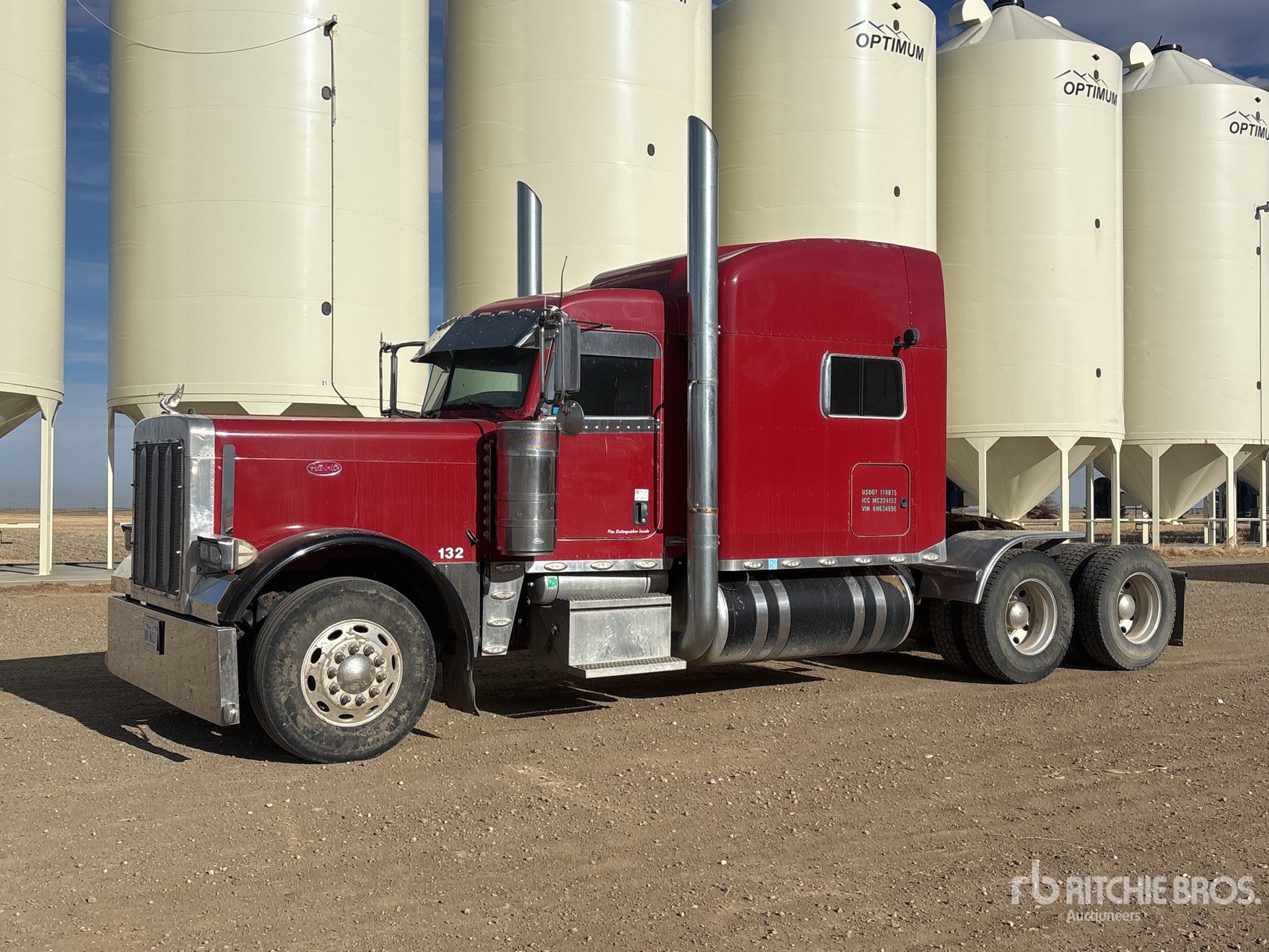 General Appearance with Image, coin avant gauche