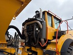 Engine with Exhaust System