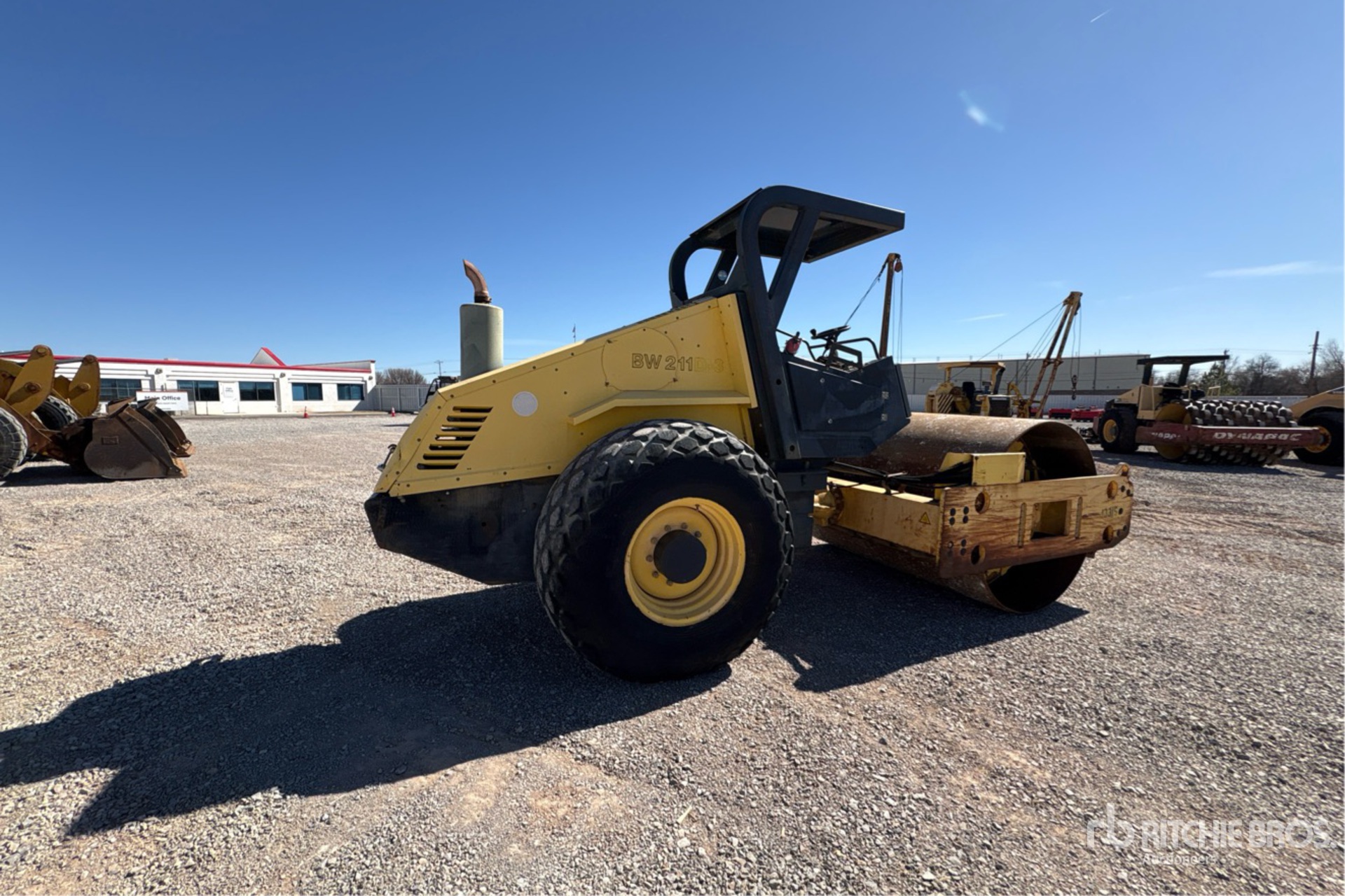 General Appearance with Imagen: esquina trasera derecha