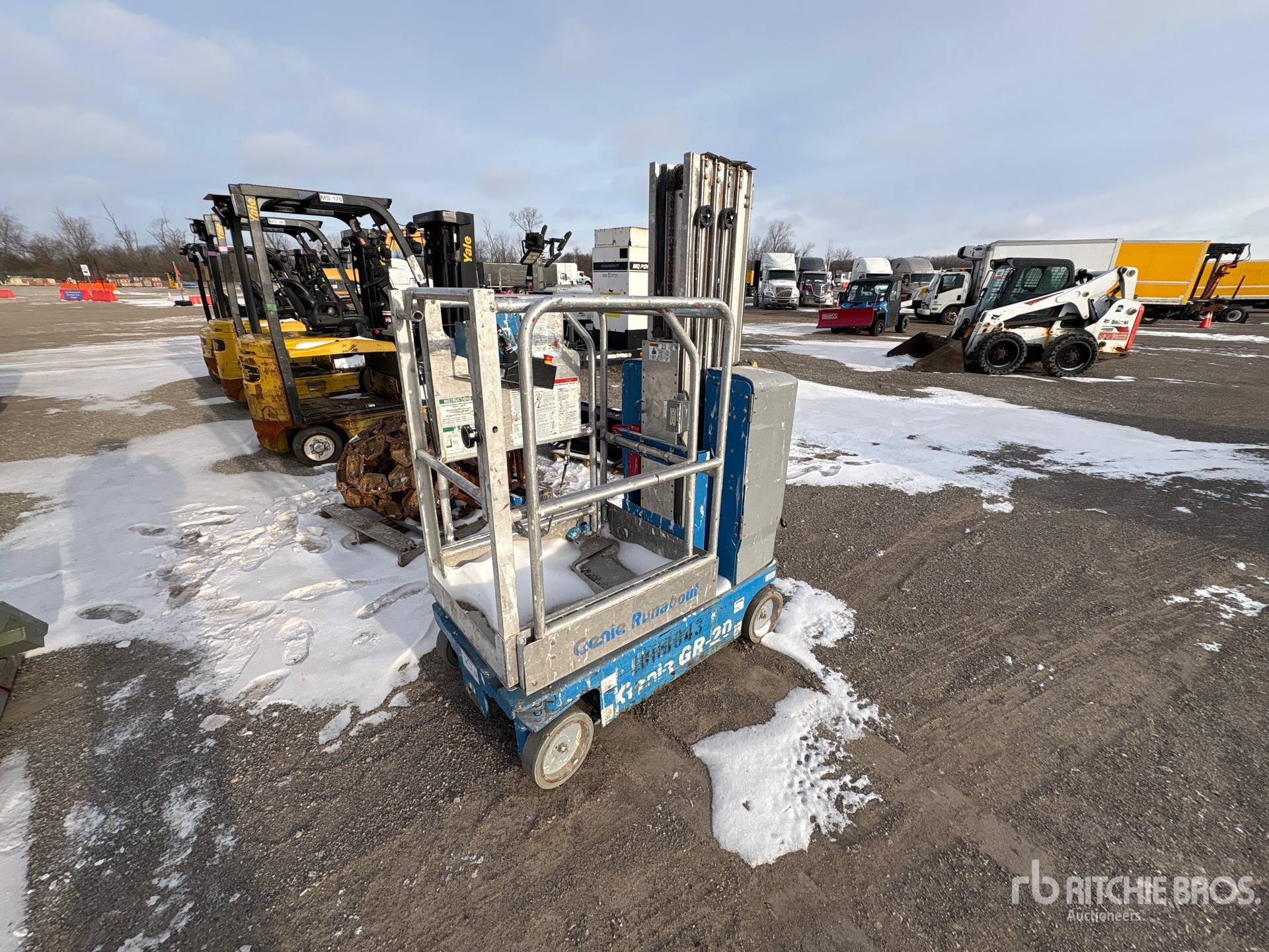 General Appearance with Picture, Left Front Corner