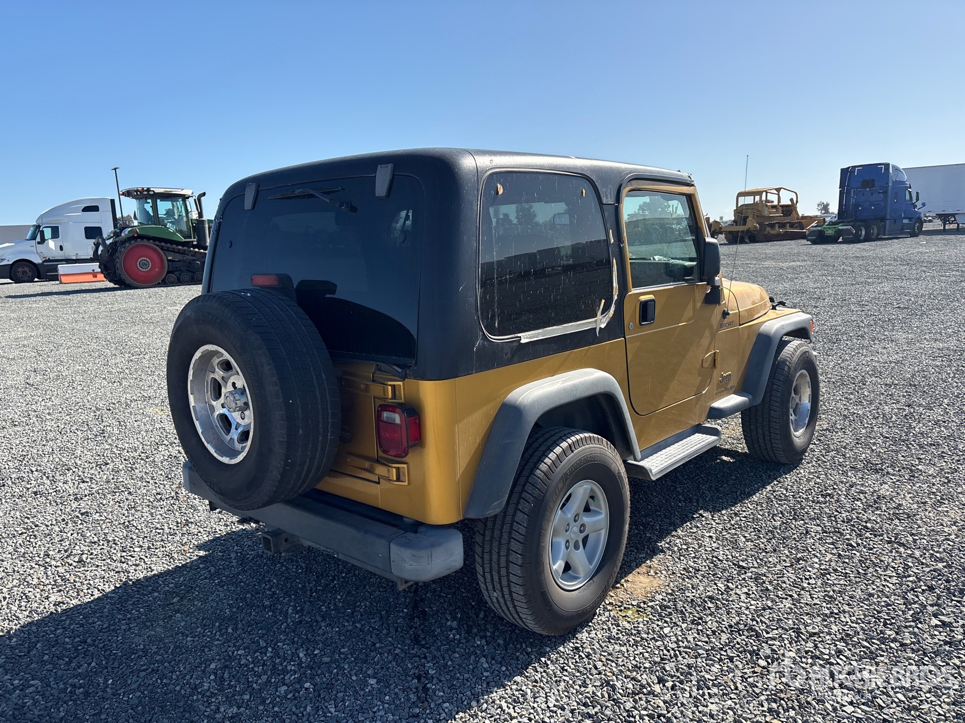 General Appearance with Picture, Right Rear Corner