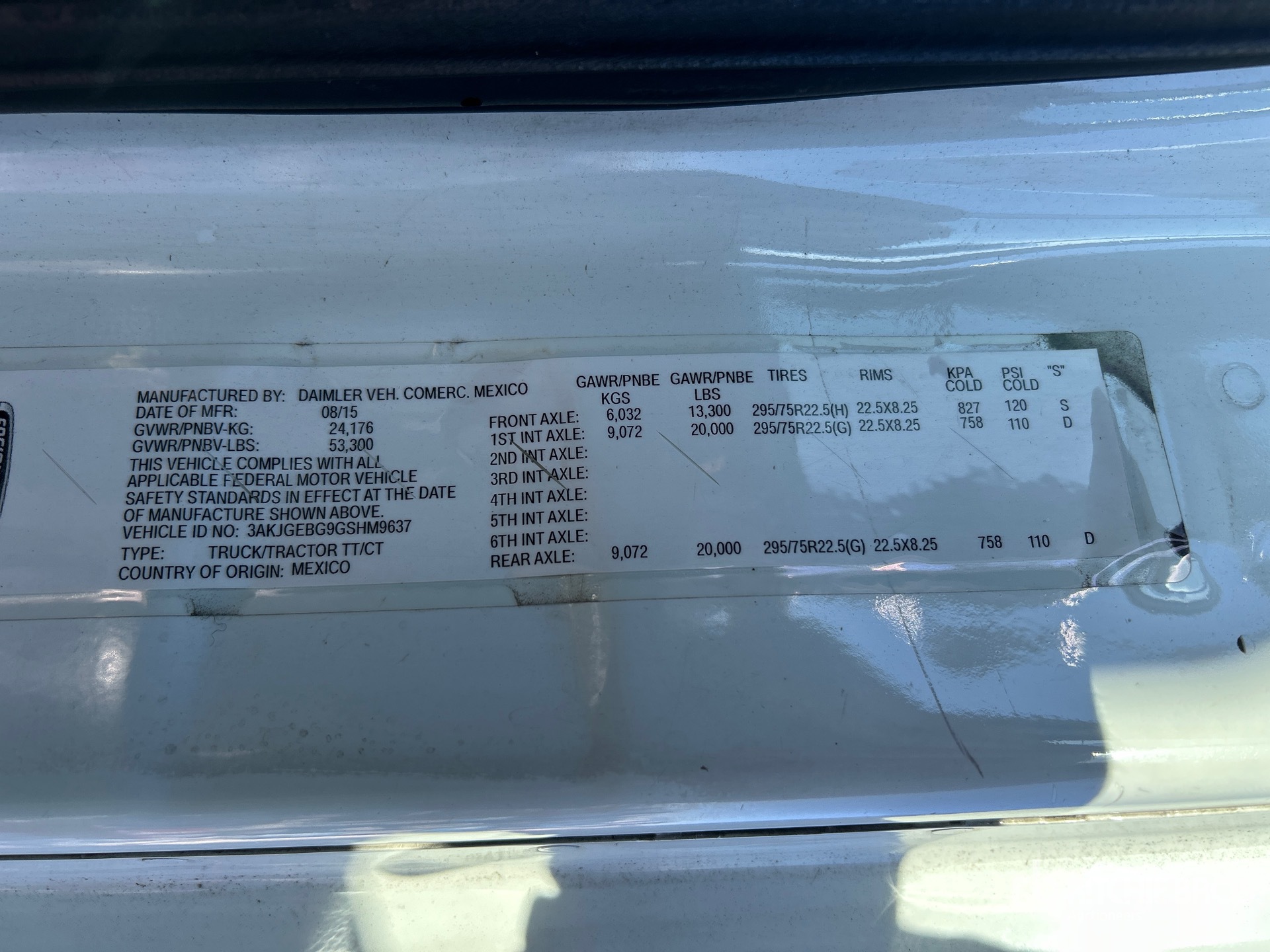 General Appearance with Serial Number / VIN