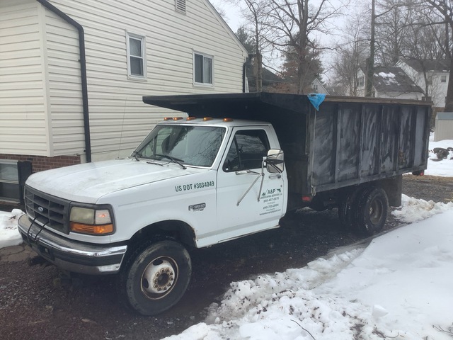 1995 Ford F-450 4x2 S/A Dump Truck 1995 Ford F-450 4x2 S/A Dump Truck