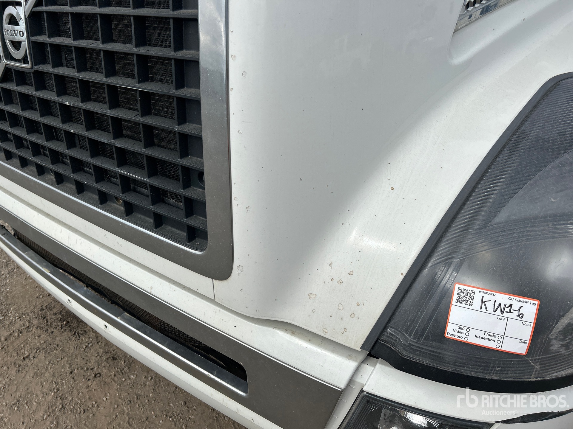 2016 Volvo VNL