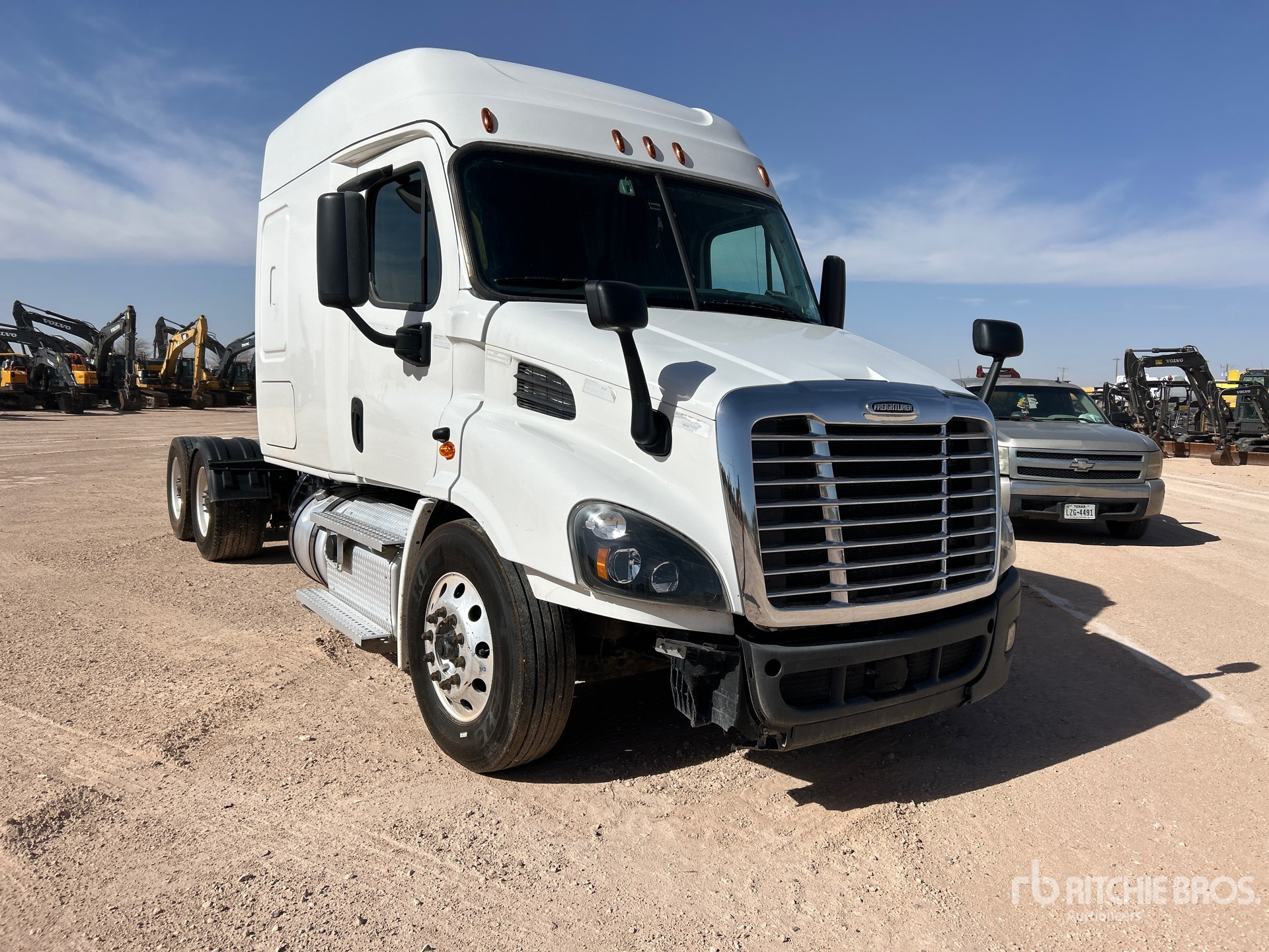 General Appearance with Bild, Ecke vorne rechts