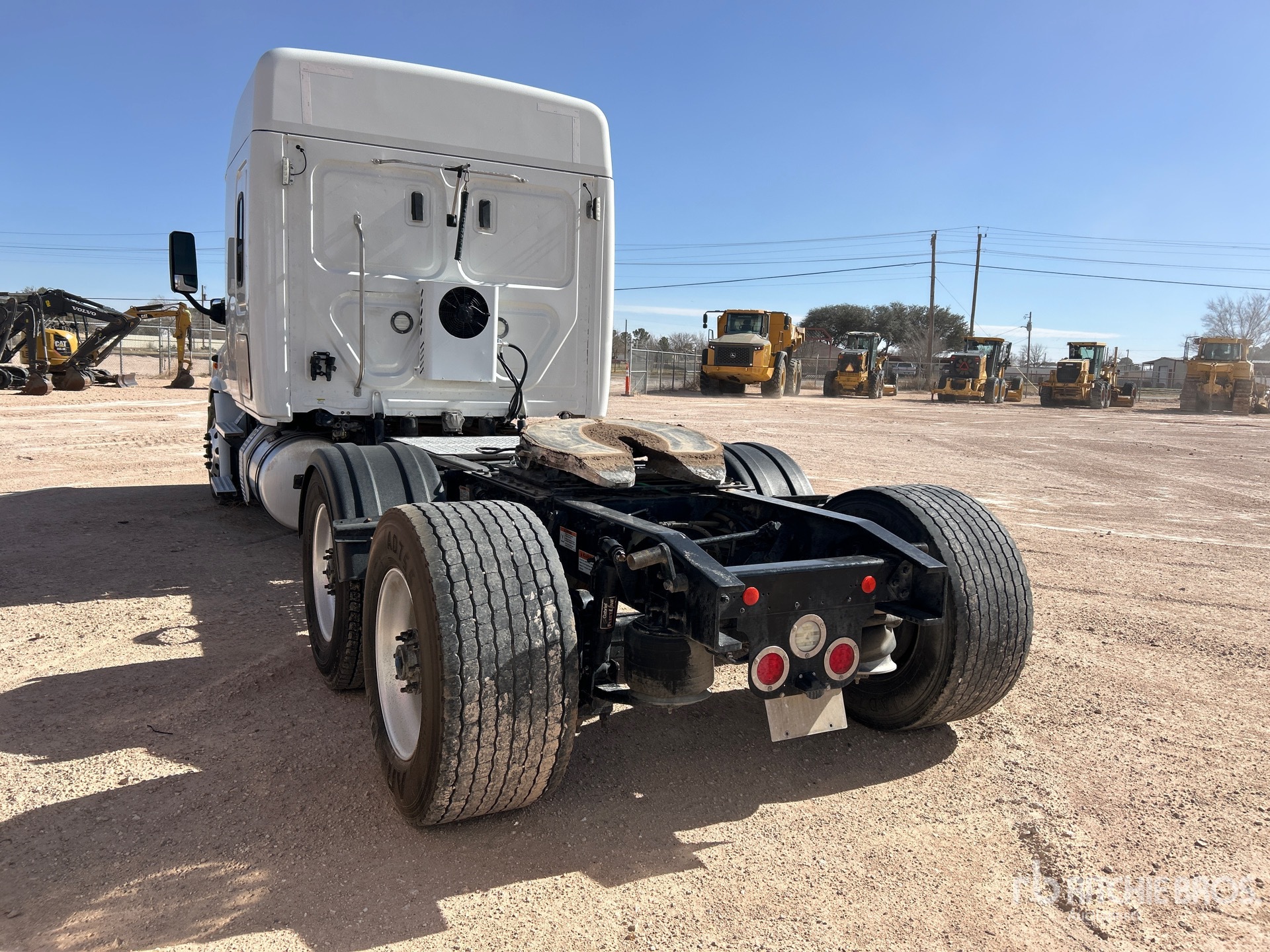 General Appearance with Bild, Ecke hinten links