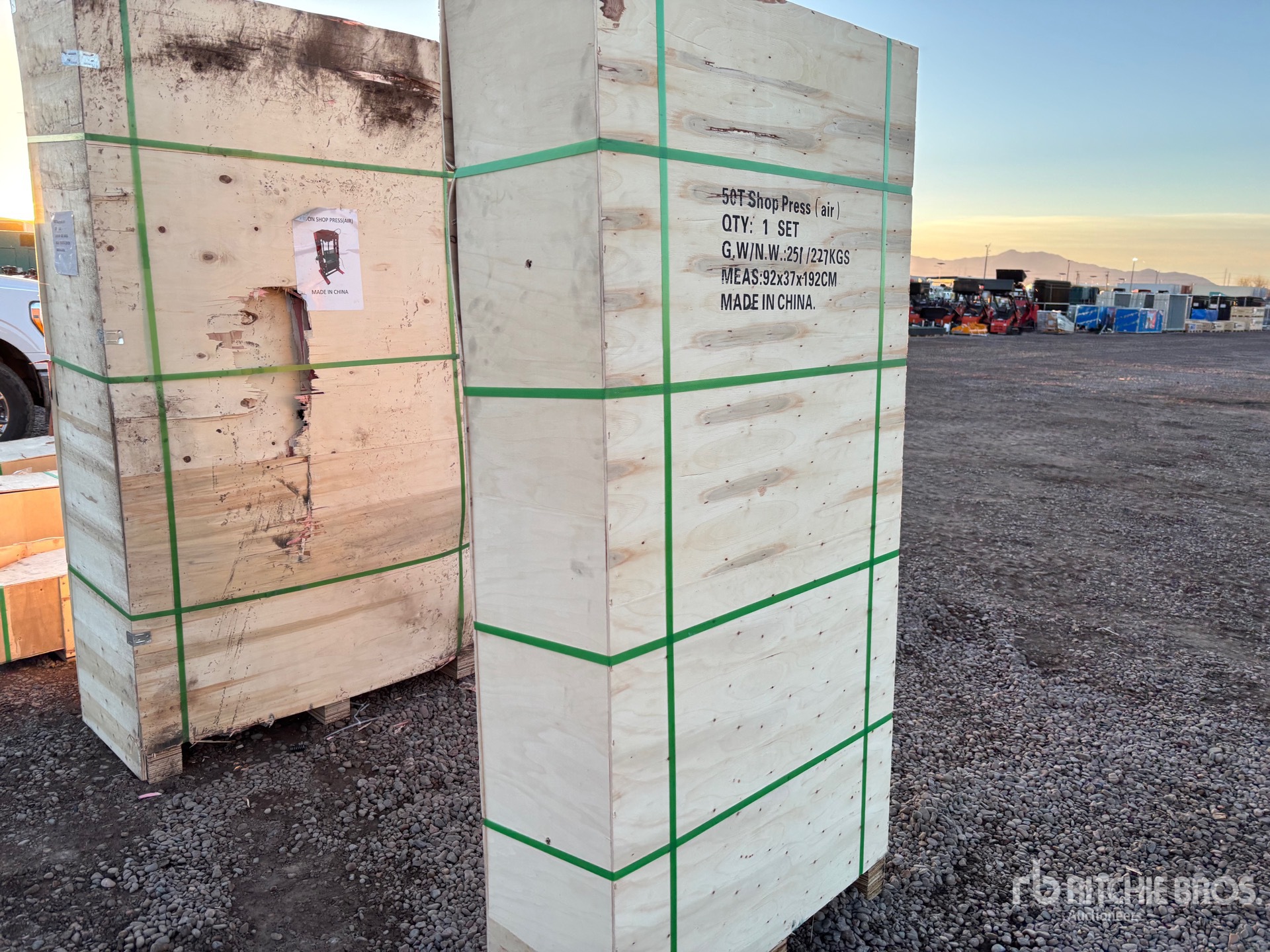 General Appearance with Picture, Left Rear Corner