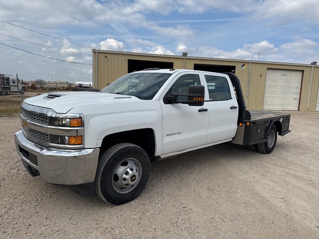 2019 Chevrolet 3500 HD 4x4 Crew Cab Flatbed Truck