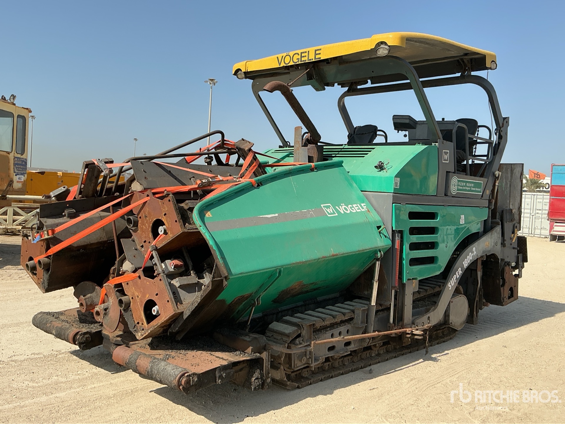 General Appearance with Bild, Ecke vorne links