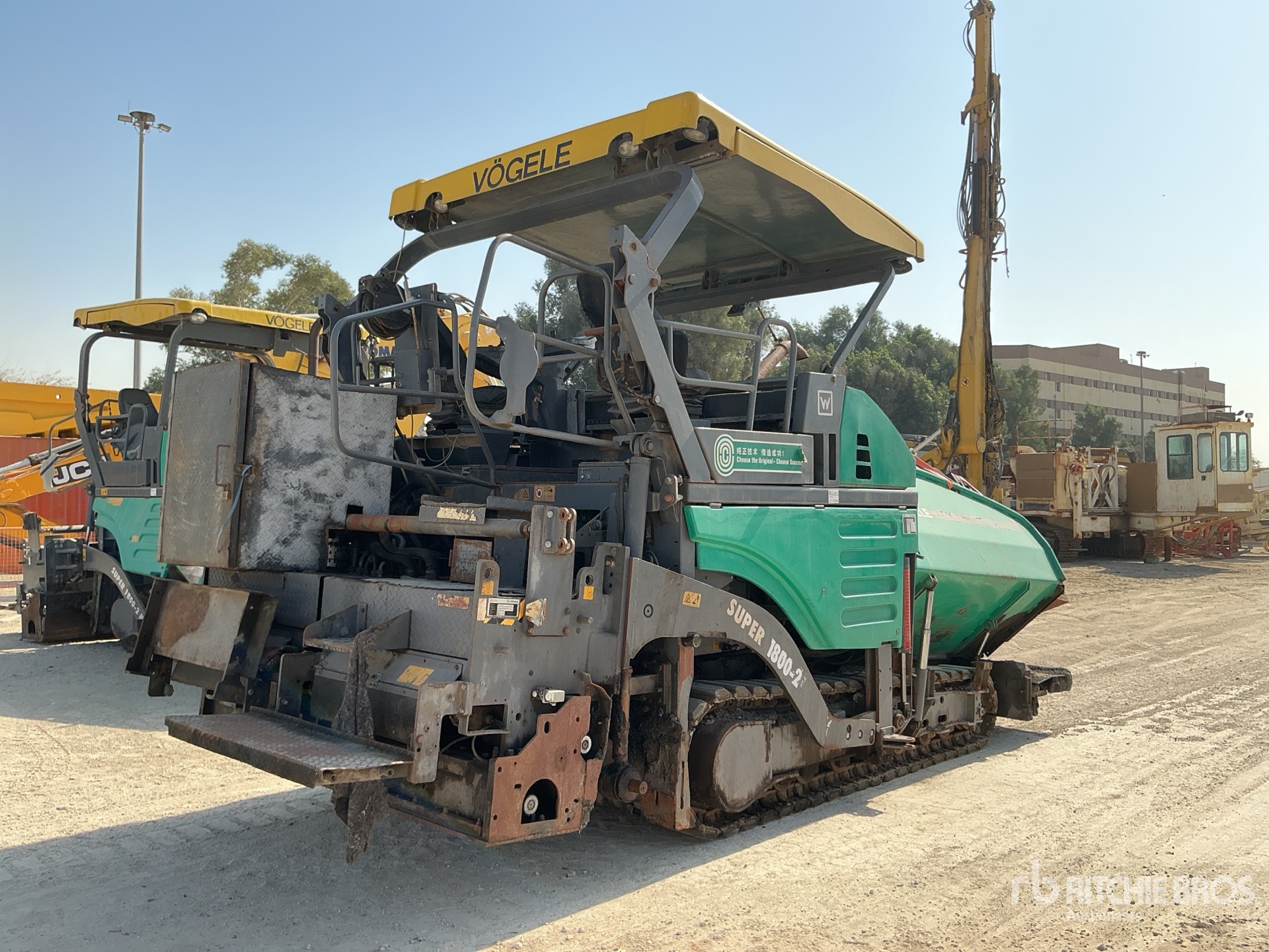 General Appearance with Bild, Ecke hinten rechts