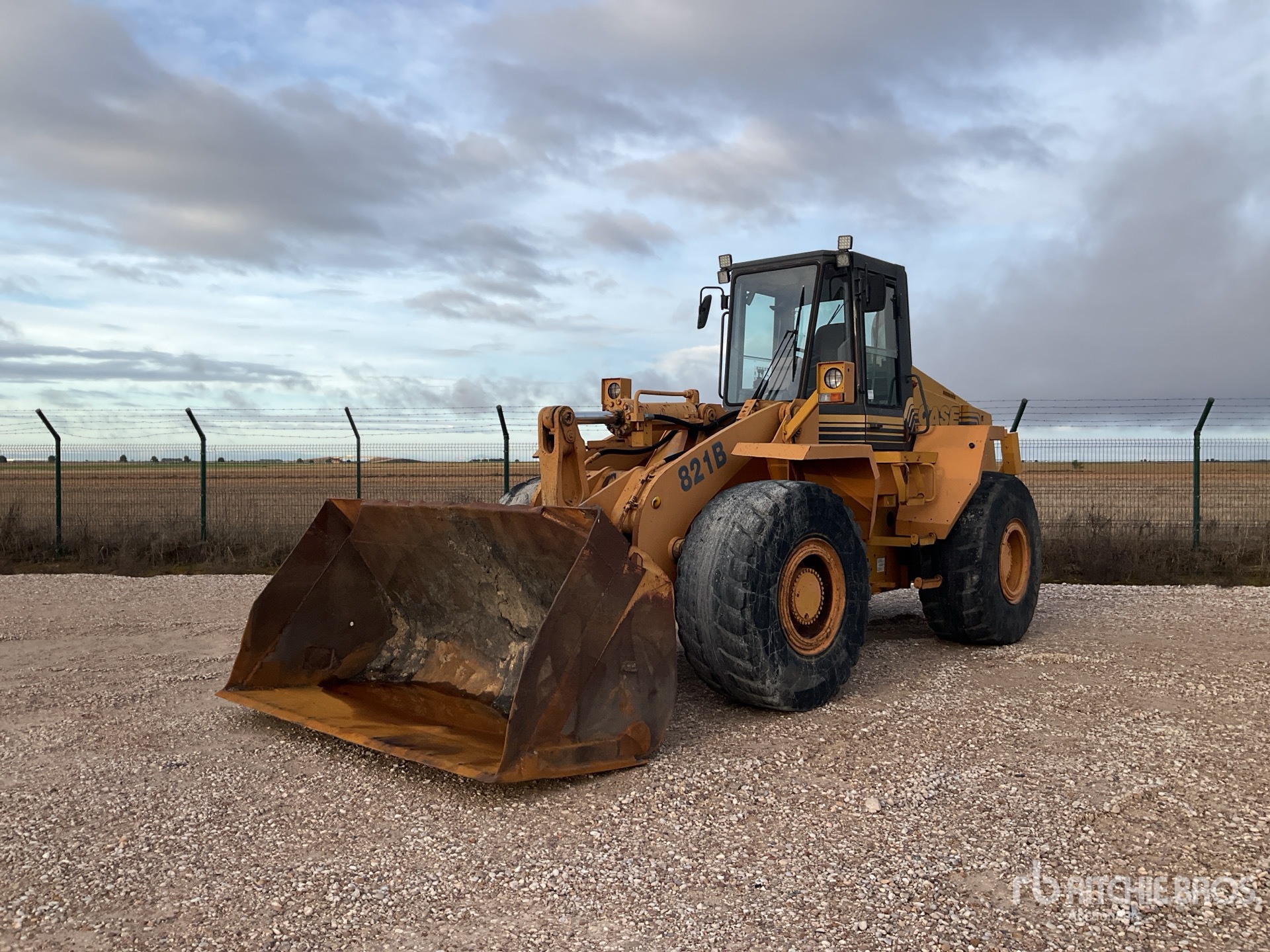 General Appearance with Operation Video