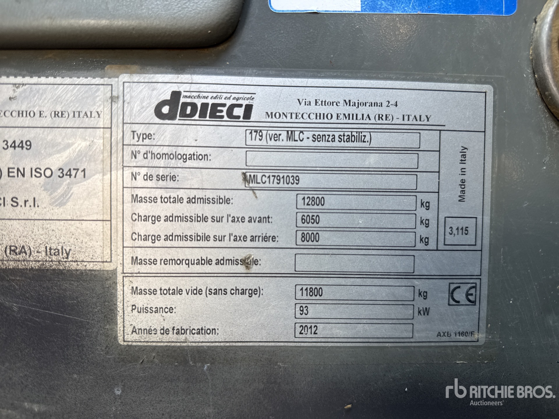 General Appearance with Numero seriale/numero d’identificazione del veicolo (VIN)