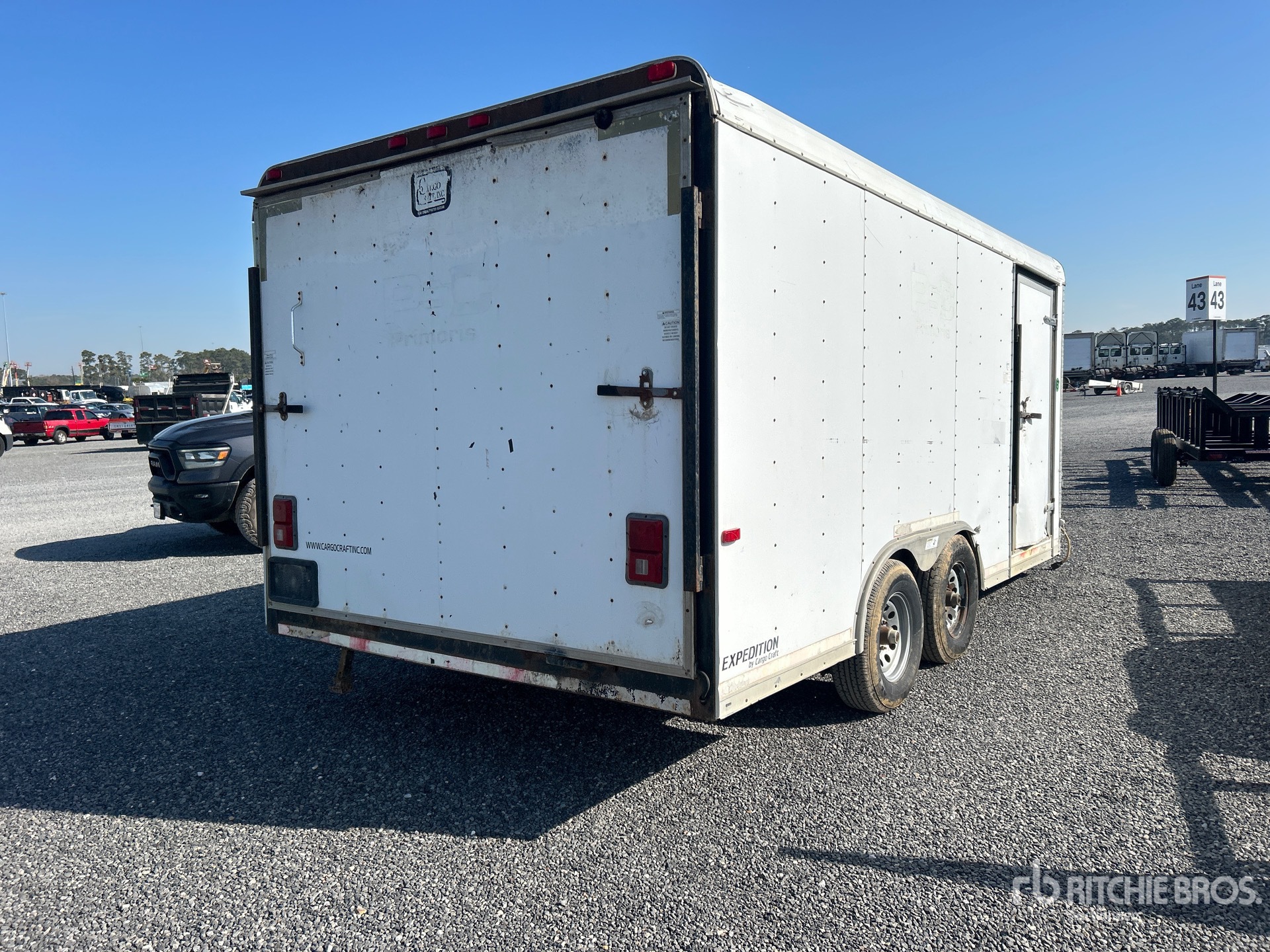 General Appearance with Imagen: esquina trasera derecha