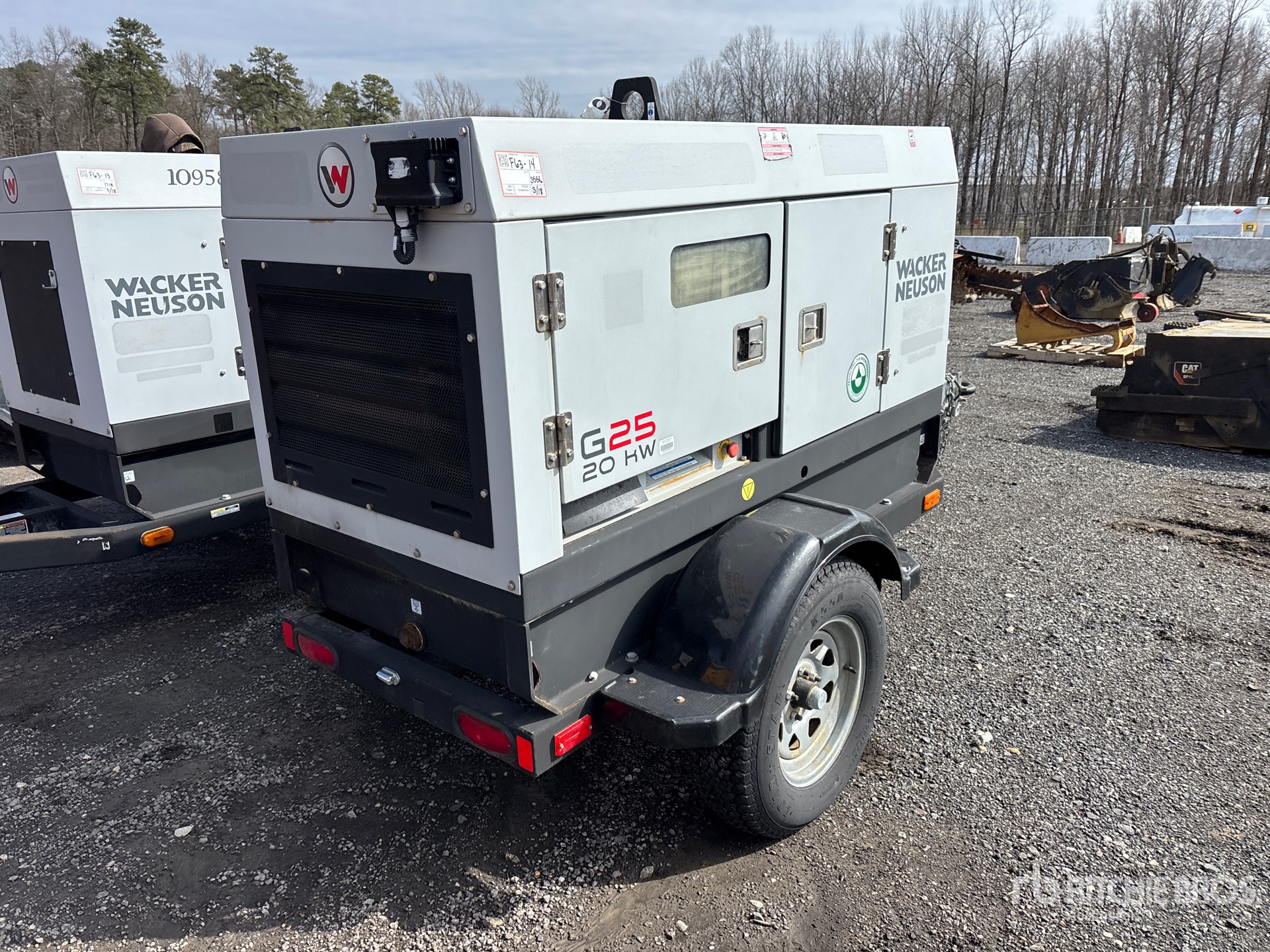 General Appearance with Picture, Right Rear Corner