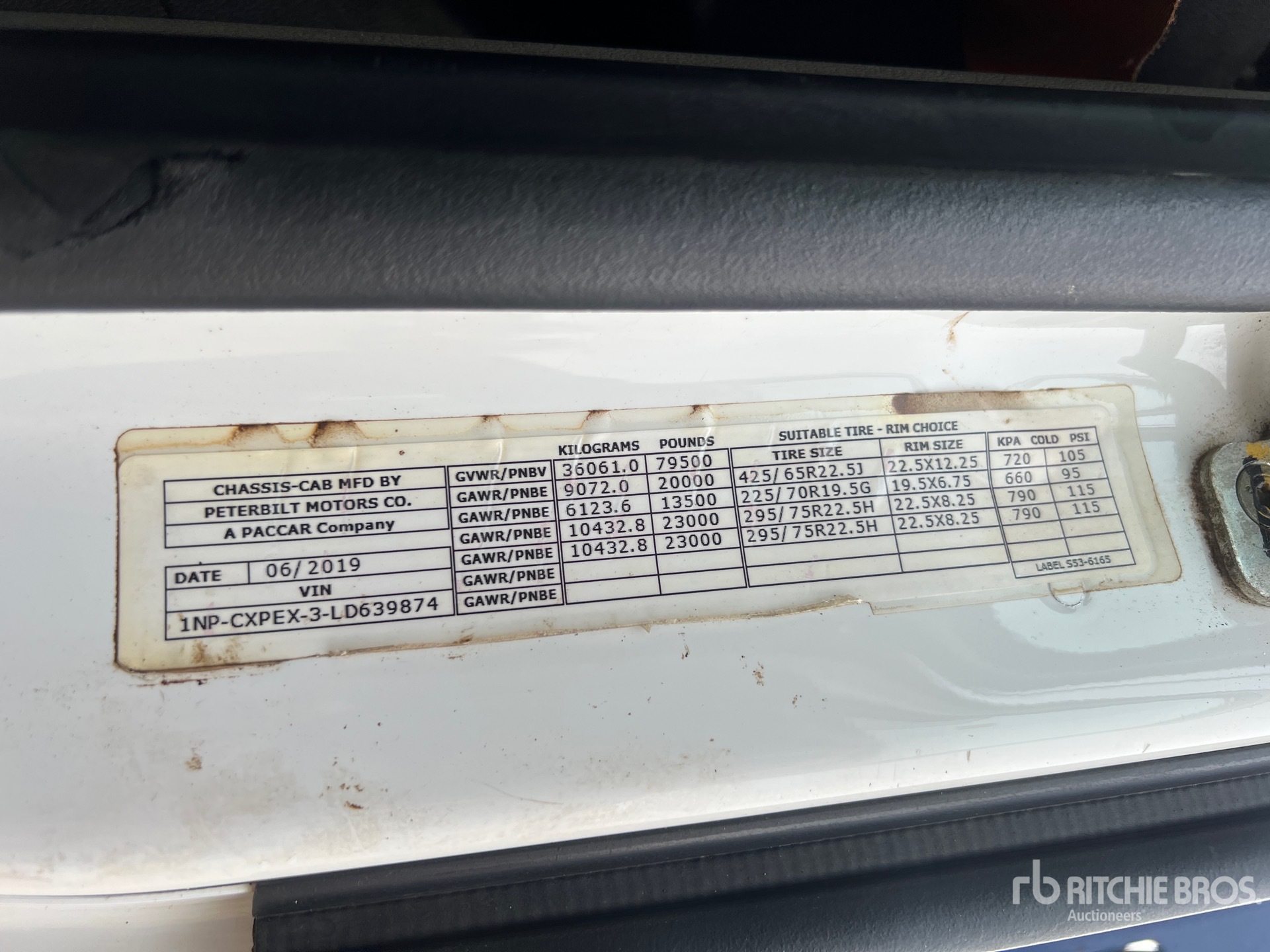 General Appearance with Serial Number / VIN