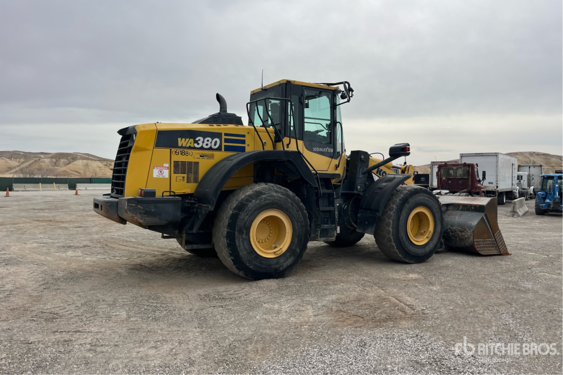 General Appearance with Bild, Ecke hinten rechts