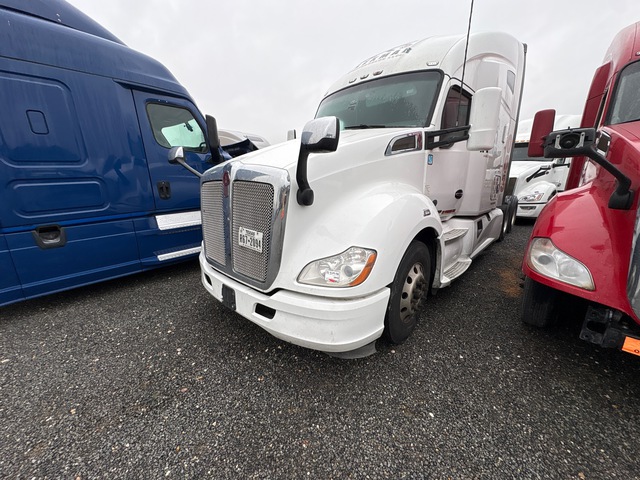 2020 Kenworth T680 6x4 T/A Sleeper Truck Tractor (Inoperable)