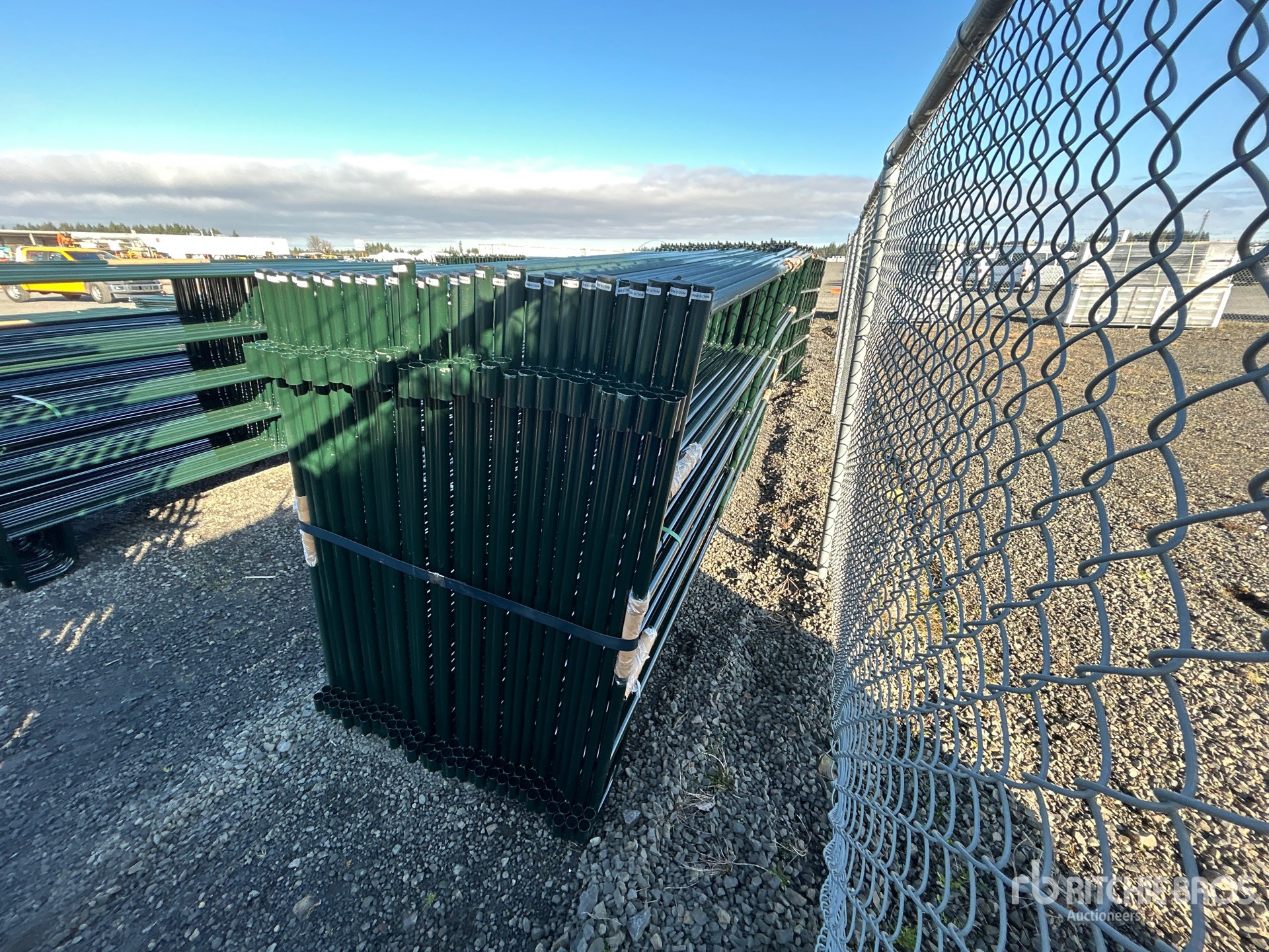 Aspect général with Image, coin arrière gauche