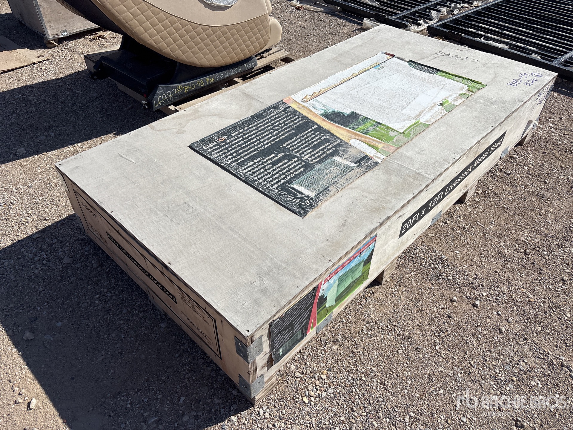 General Appearance with Picture, Right Front Corner