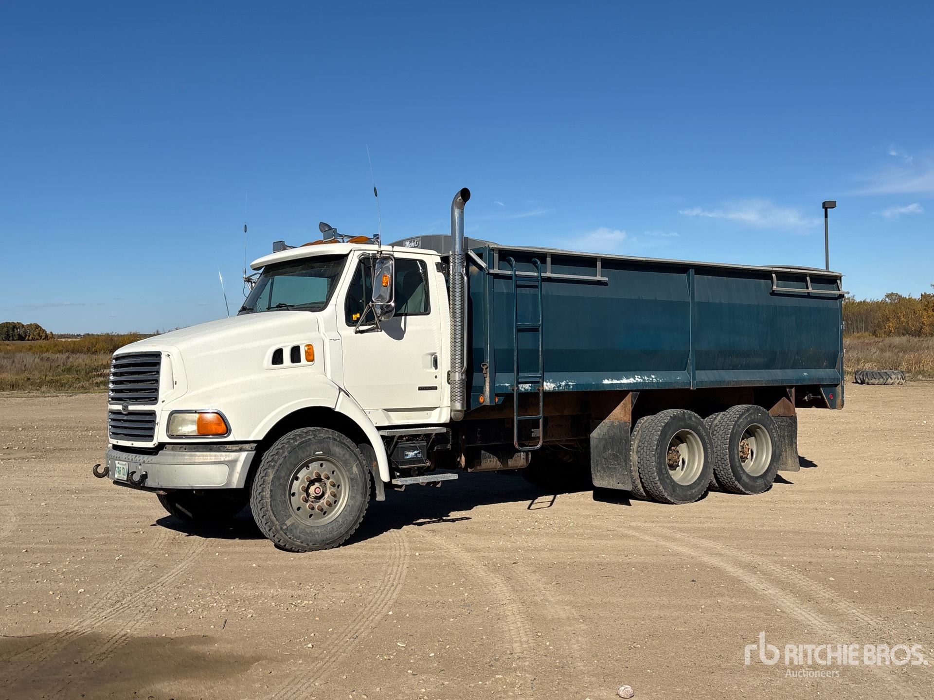 Photo of 1999 Sterling 6x4